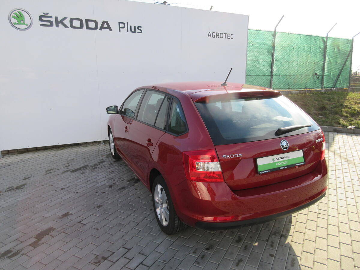 Škoda Rapid