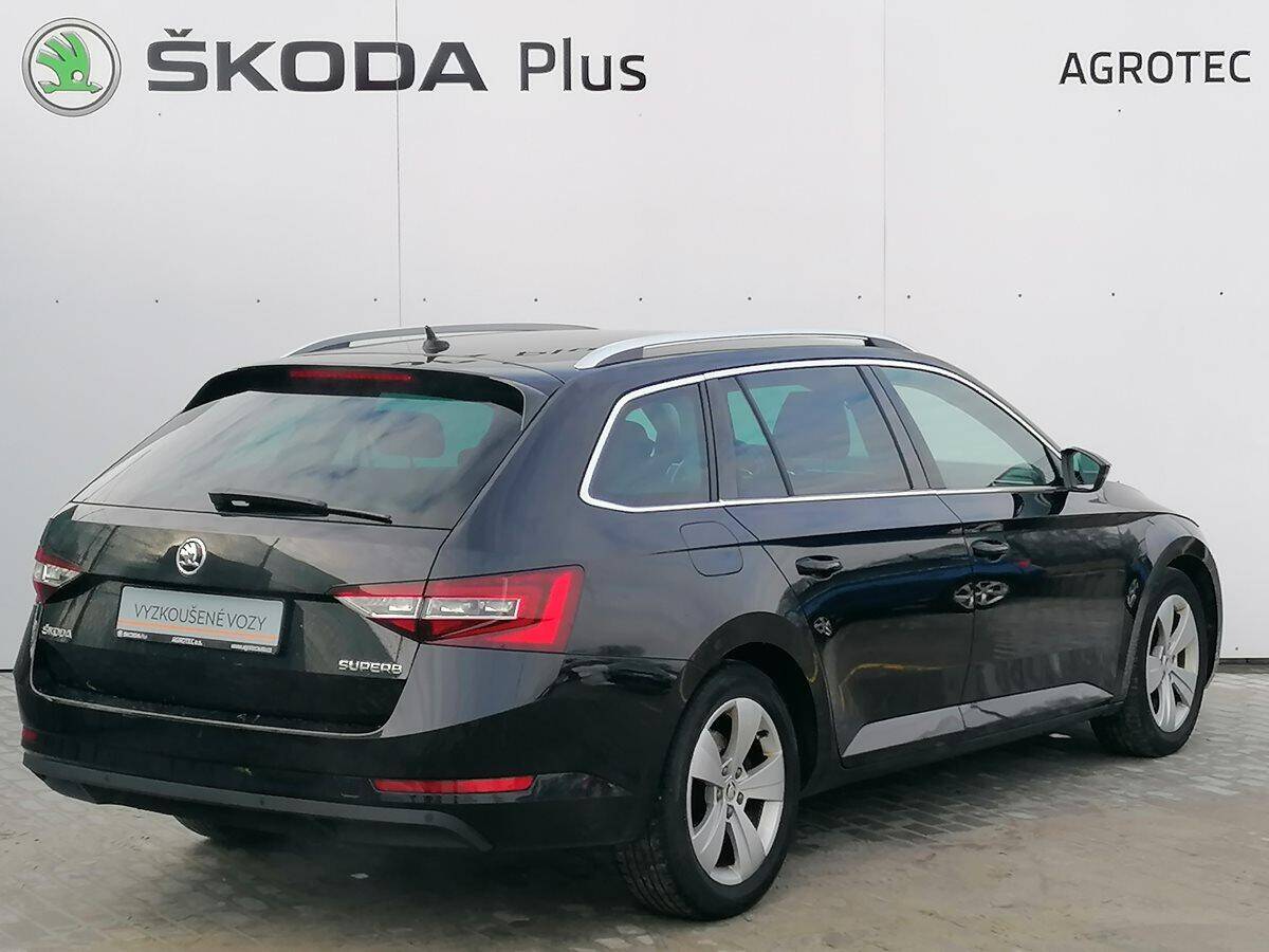 Škoda Superb 2,0TDI 140kw DSG Style