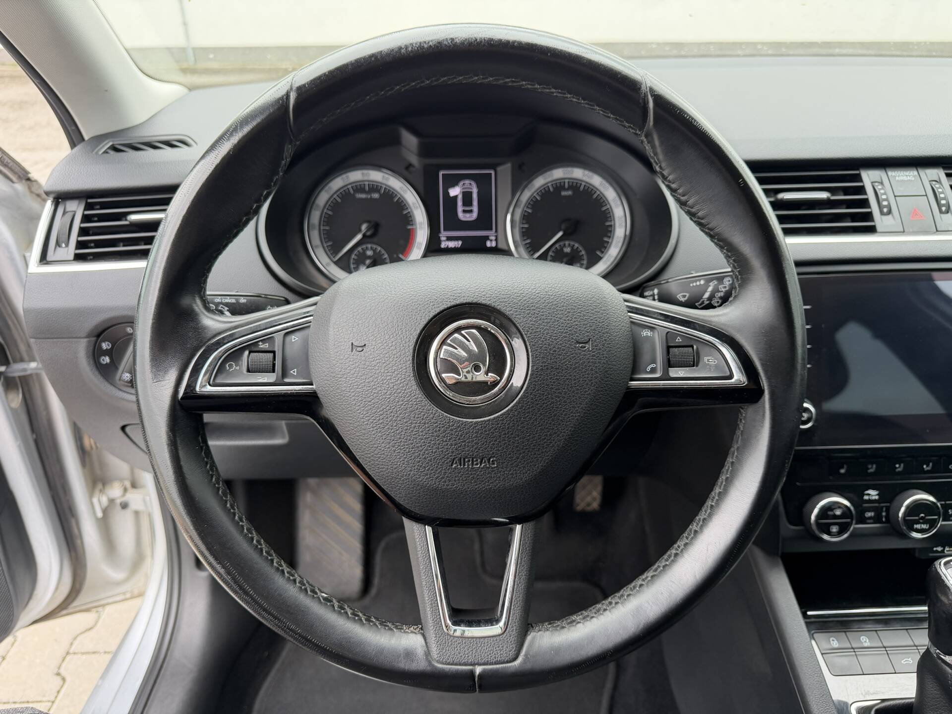 product-gallery-image