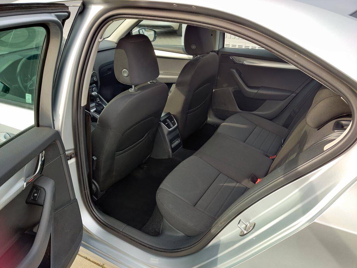product-gallery-image