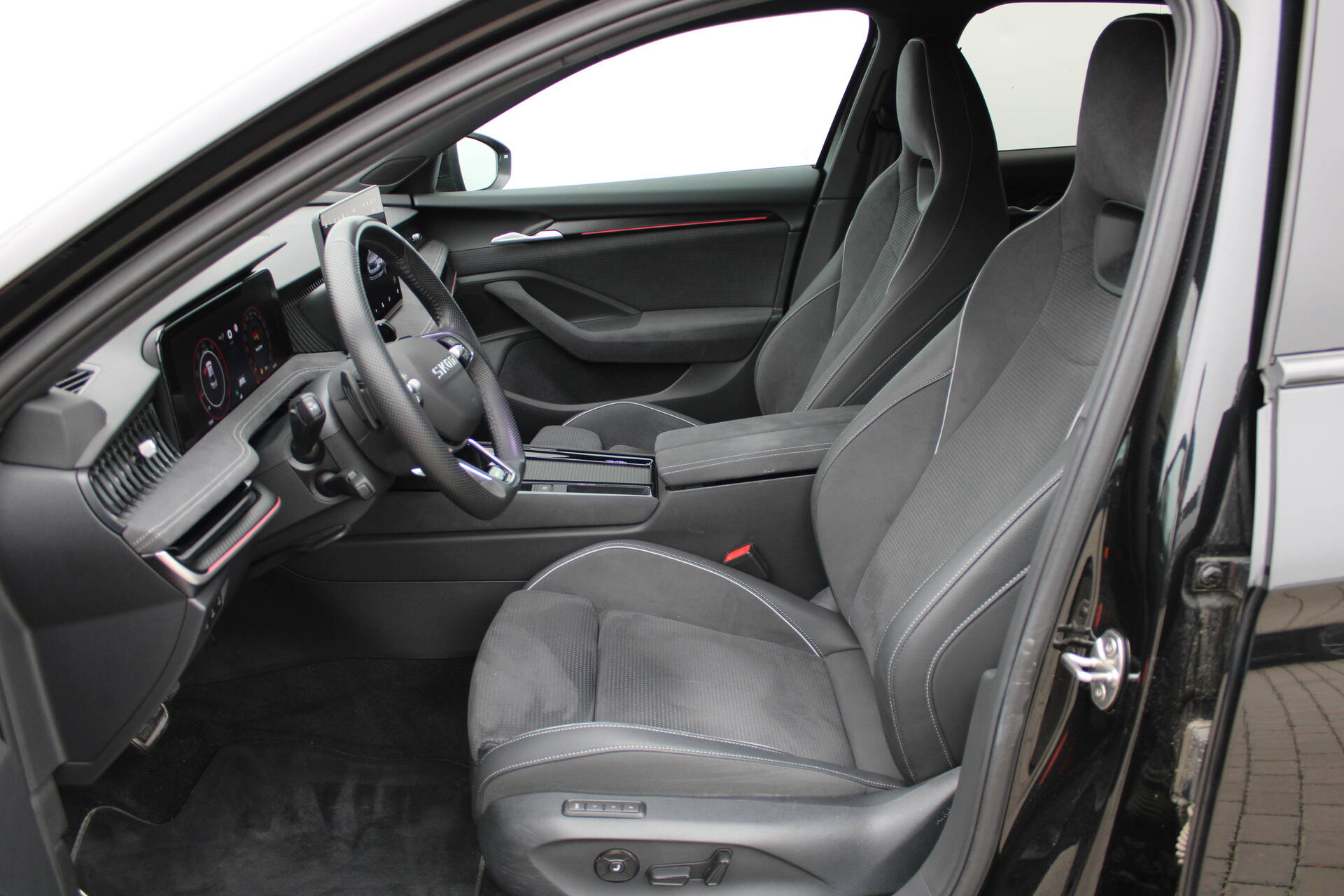 product-gallery-image