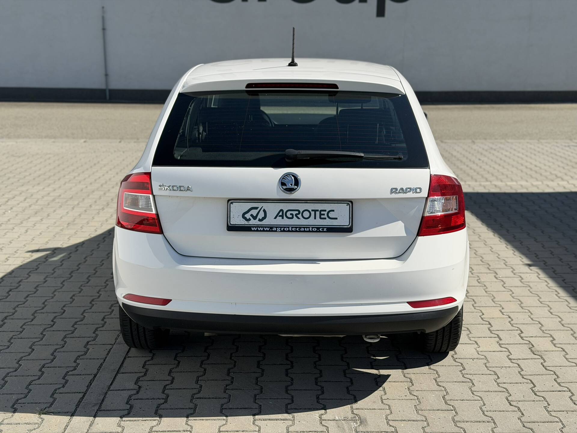 product-gallery-image