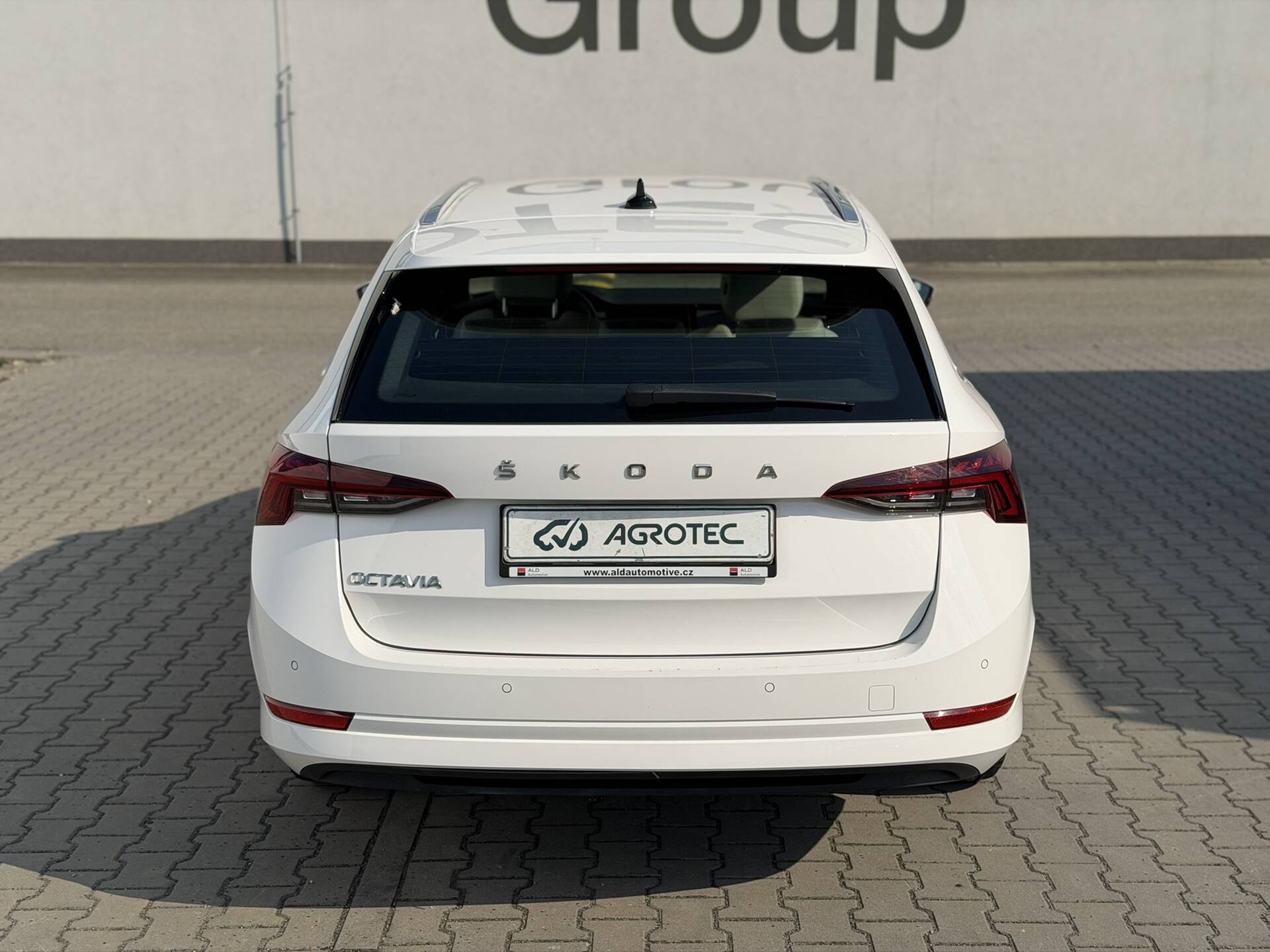 product-gallery-image