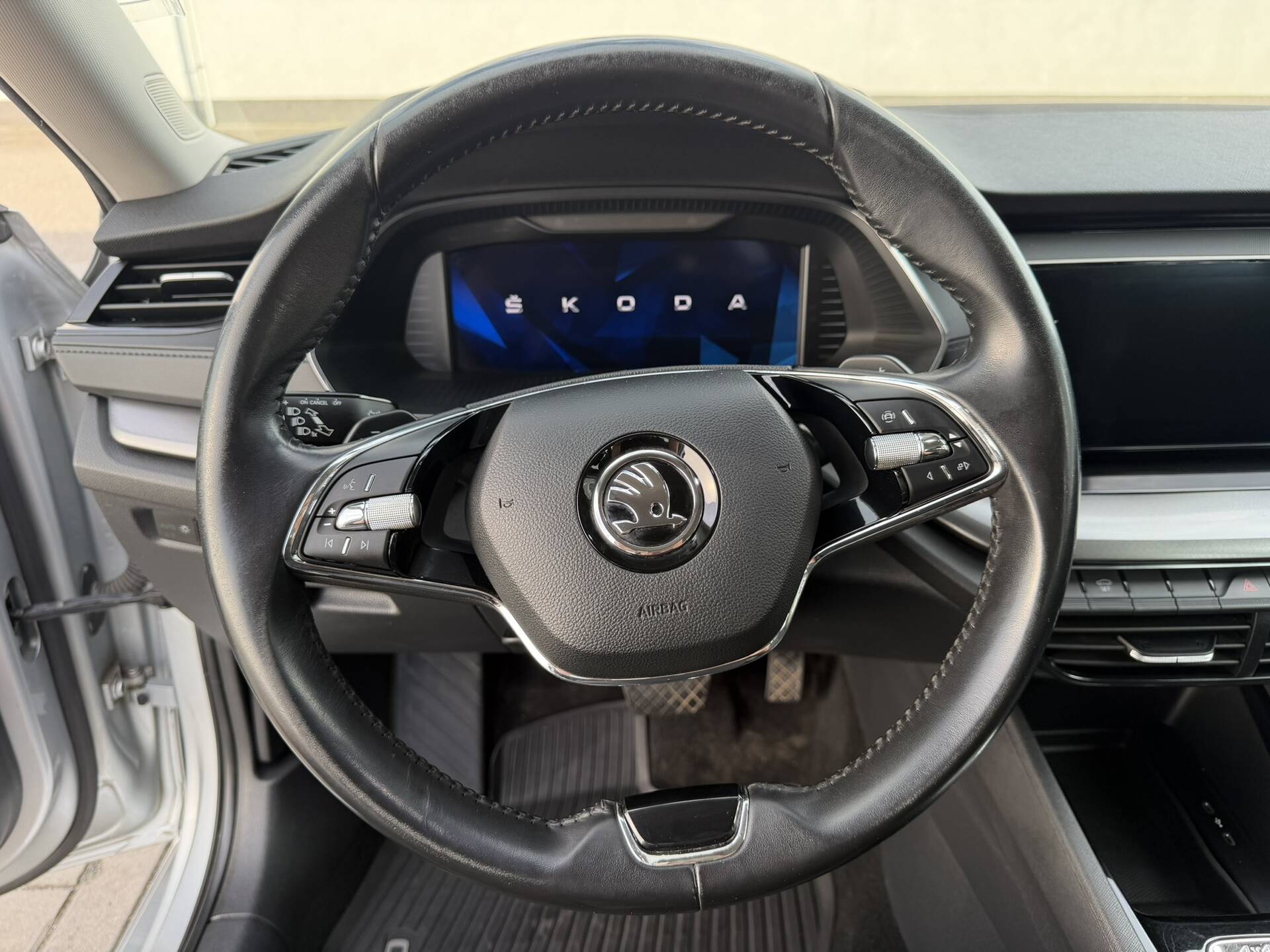 product-gallery-image