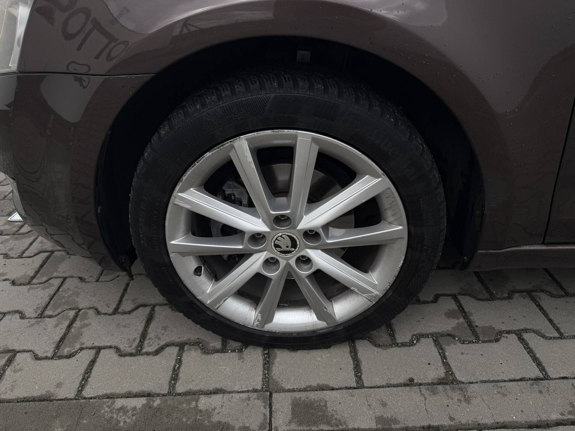product-gallery-image