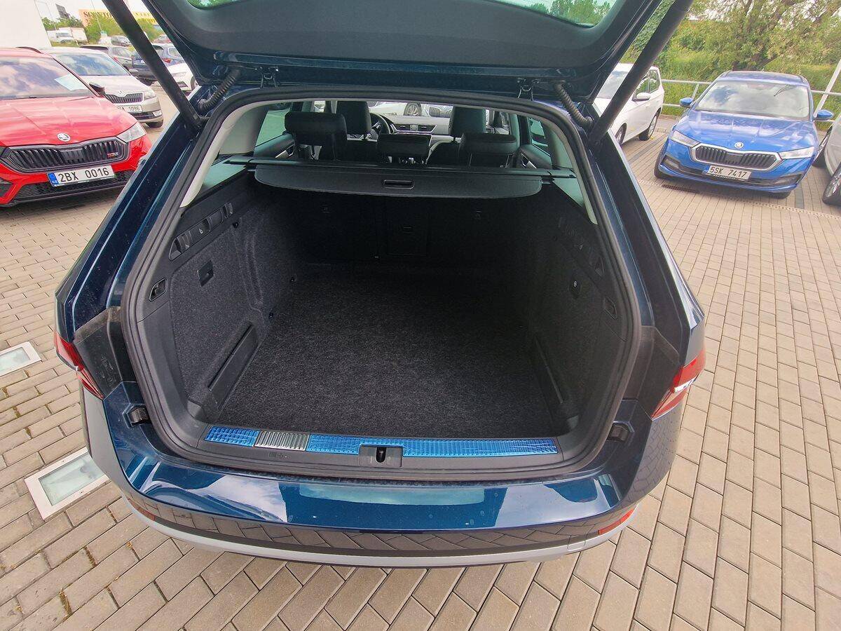 Škoda Superb Combi 2.0 TDI 147 kW Scout