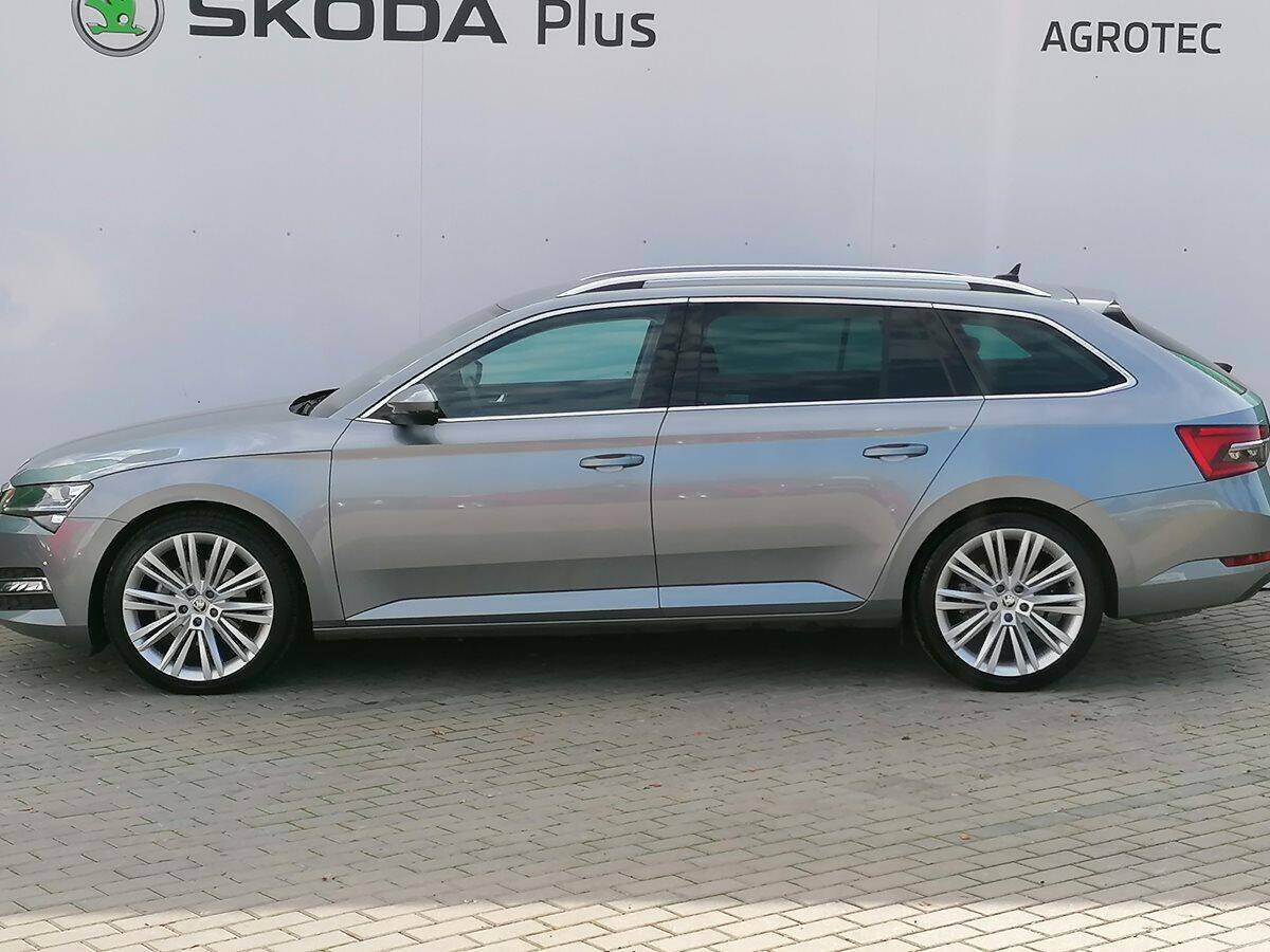 Škoda Superb  DSG 4x42,0TDI/140 kW Style