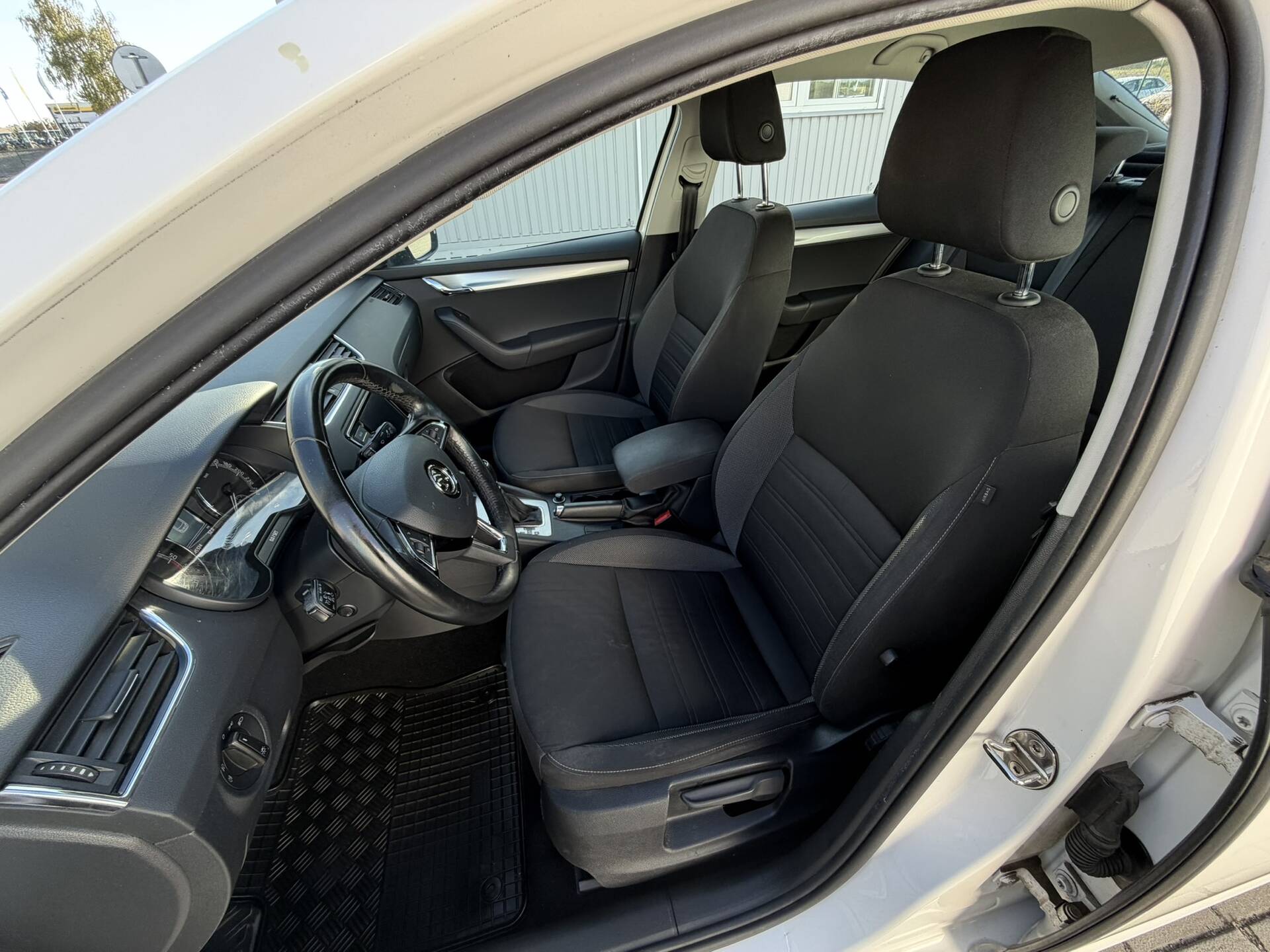 product-gallery-image