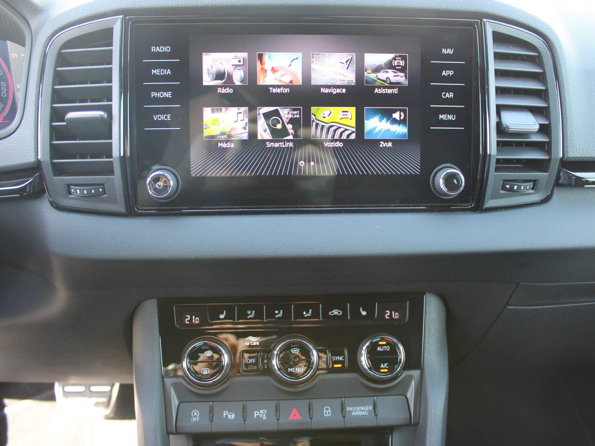 product-gallery-image