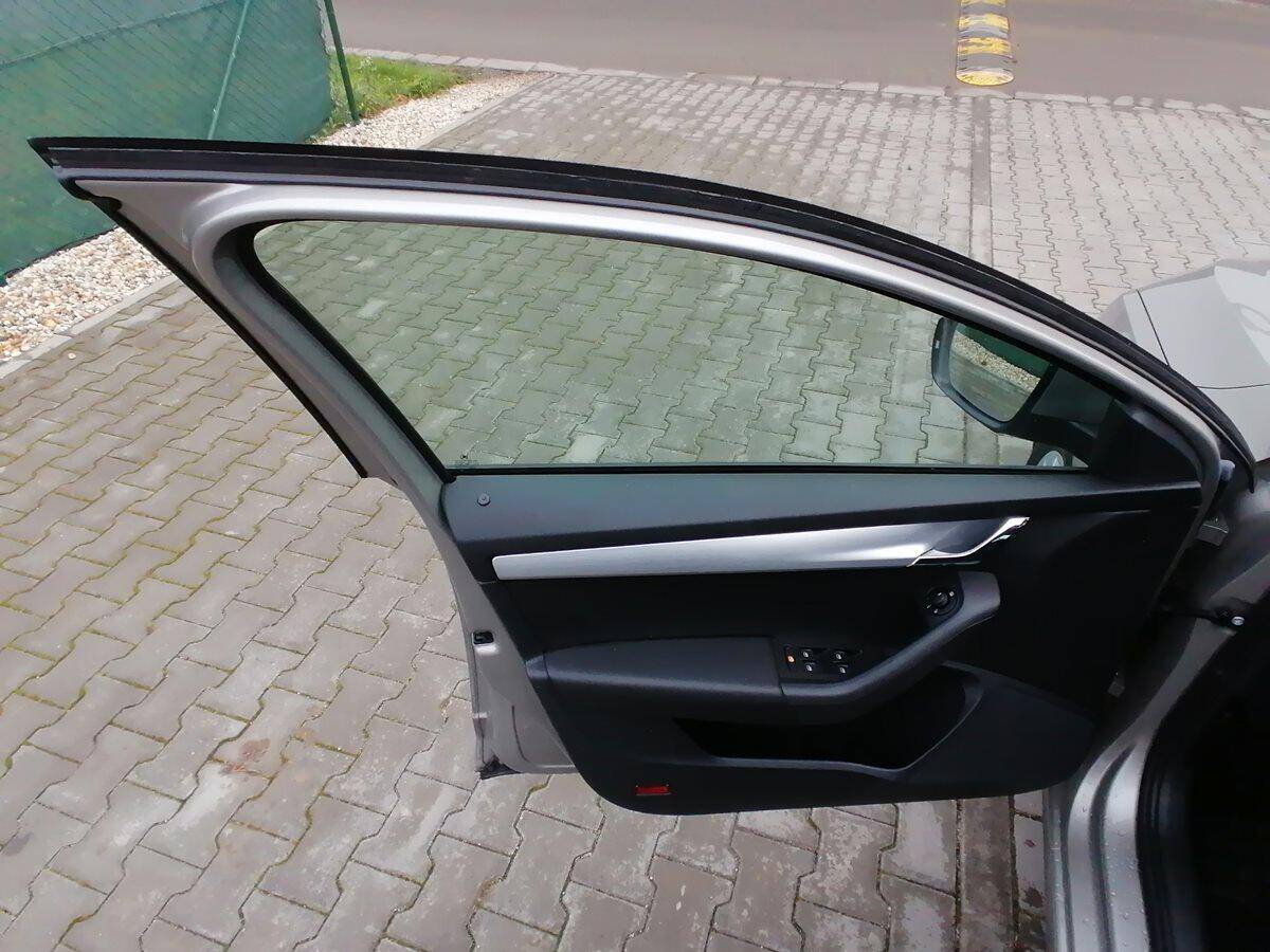 product-gallery-image