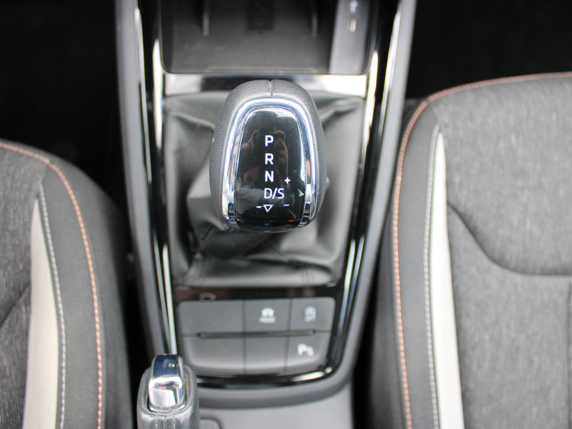 product-gallery-image