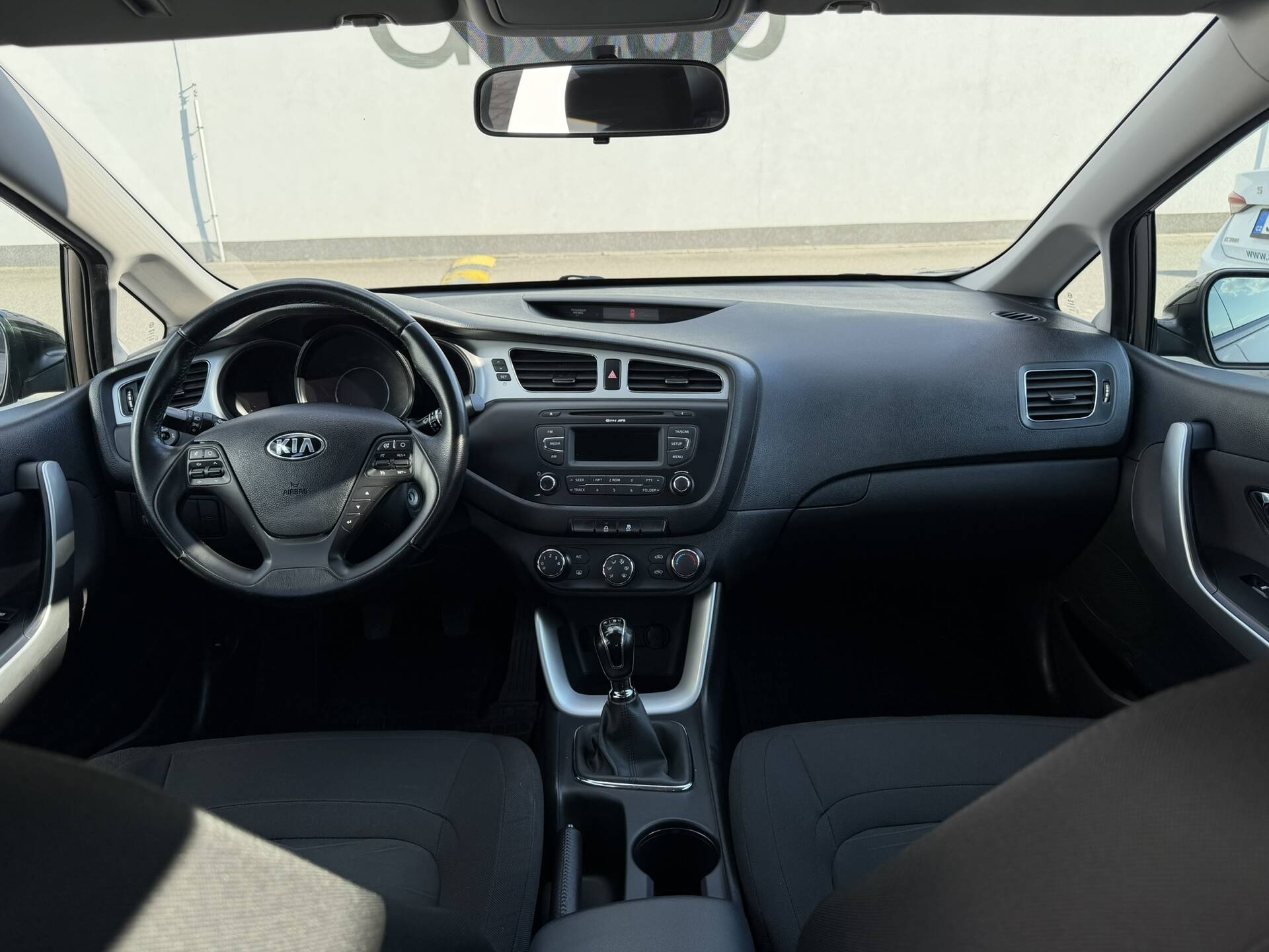 product-gallery-image