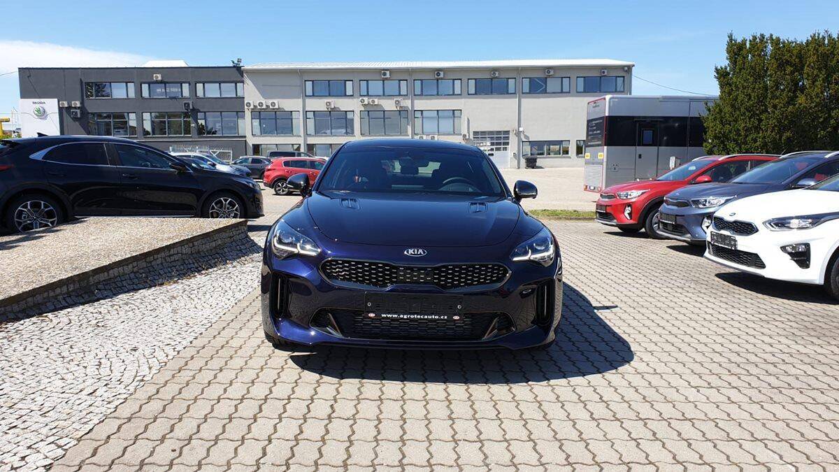 Kia Stinger 3.3 T-GDI 269 kW GT