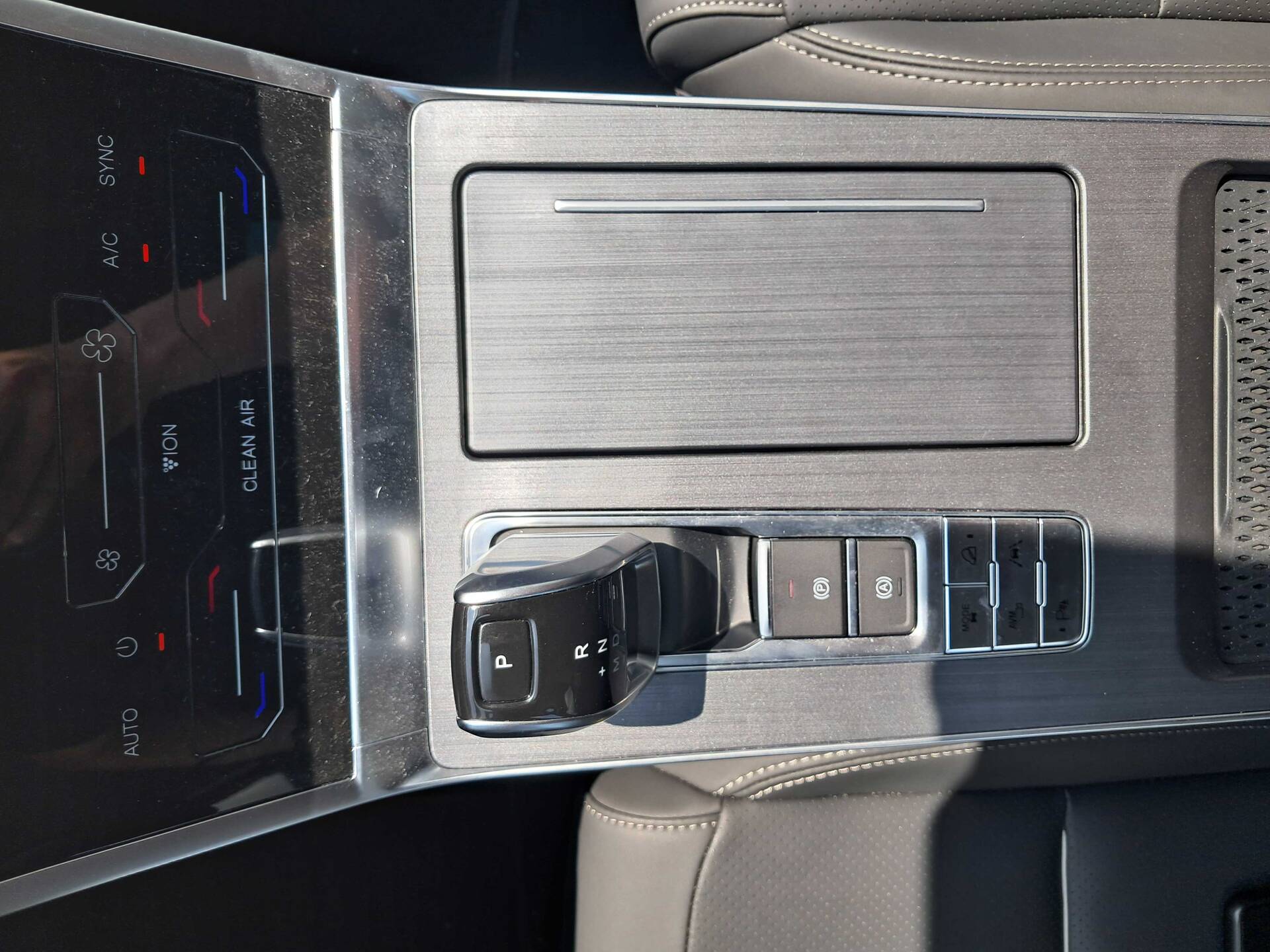 product-gallery-image