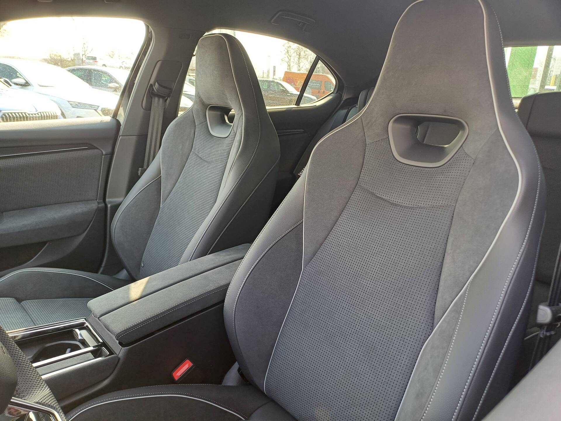 product-gallery-image