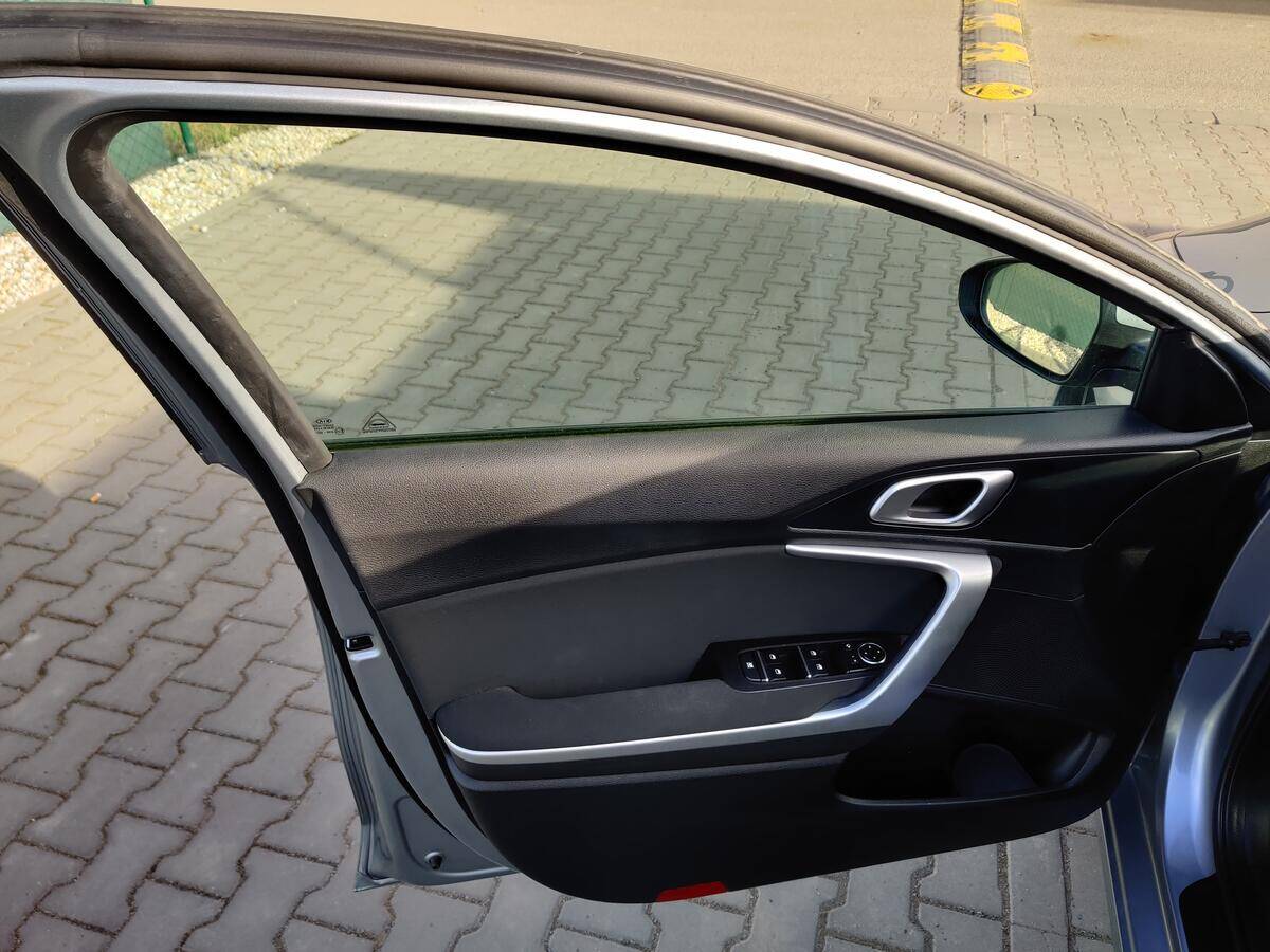 product-gallery-image