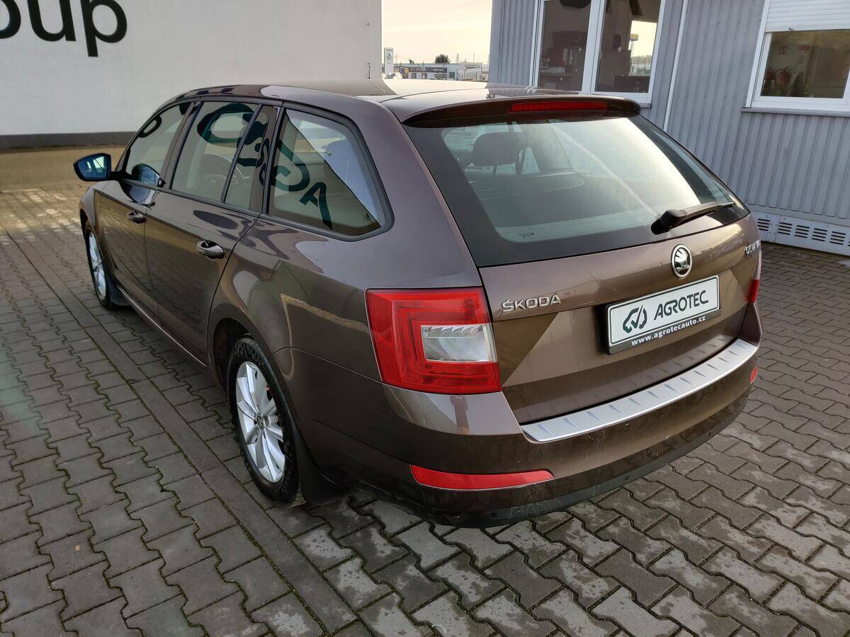 Škoda Octavia 2.0 TDI 110kW Ambition Combi