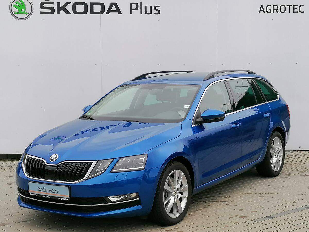 Škoda Octavia Combi DSG 2,0TSI/ 140 kW Style
