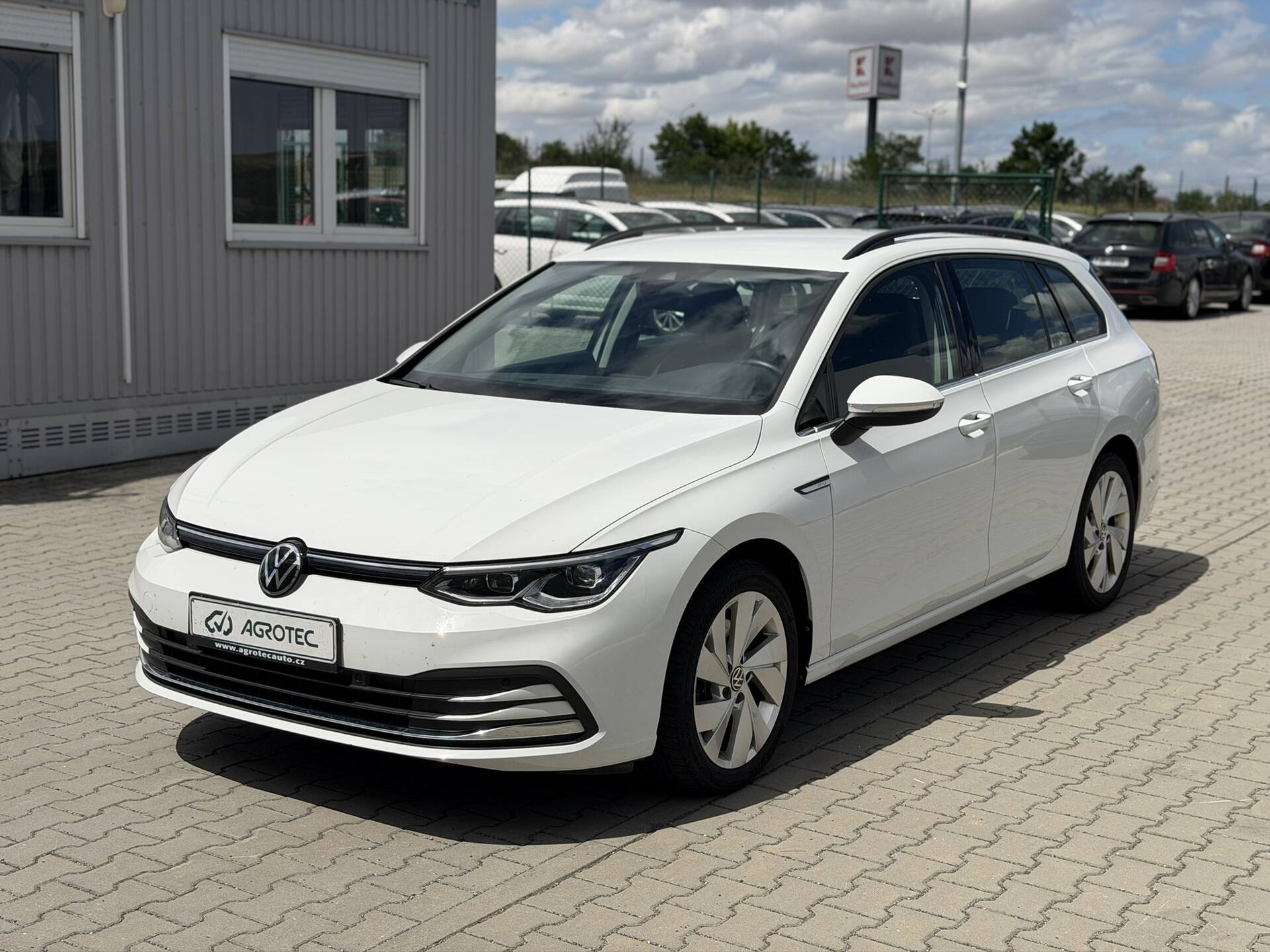 Volkswagen Golf 2.0 TDI 110kW Style Combi