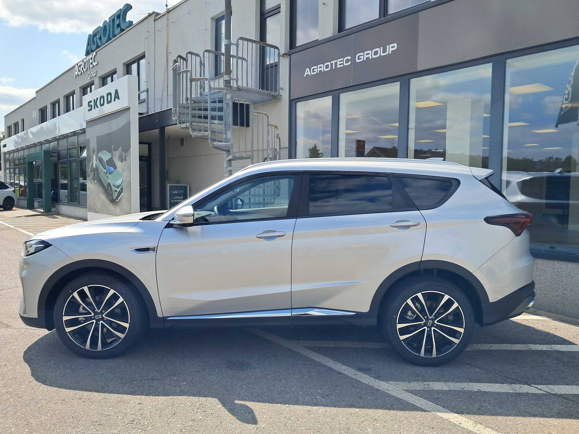 Sportequipe 7 1,5 turbo 115 kW