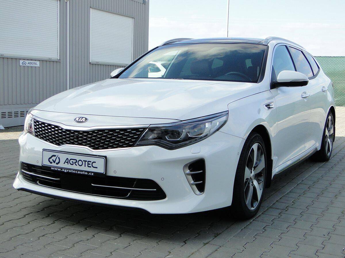 Kia Optima GT 2.0 T-GDi 180kW