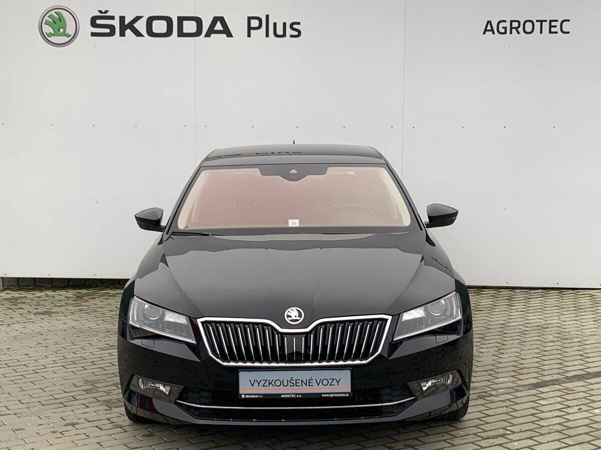 Škoda Superb 2,0TDI 140kW DSG Style Plus