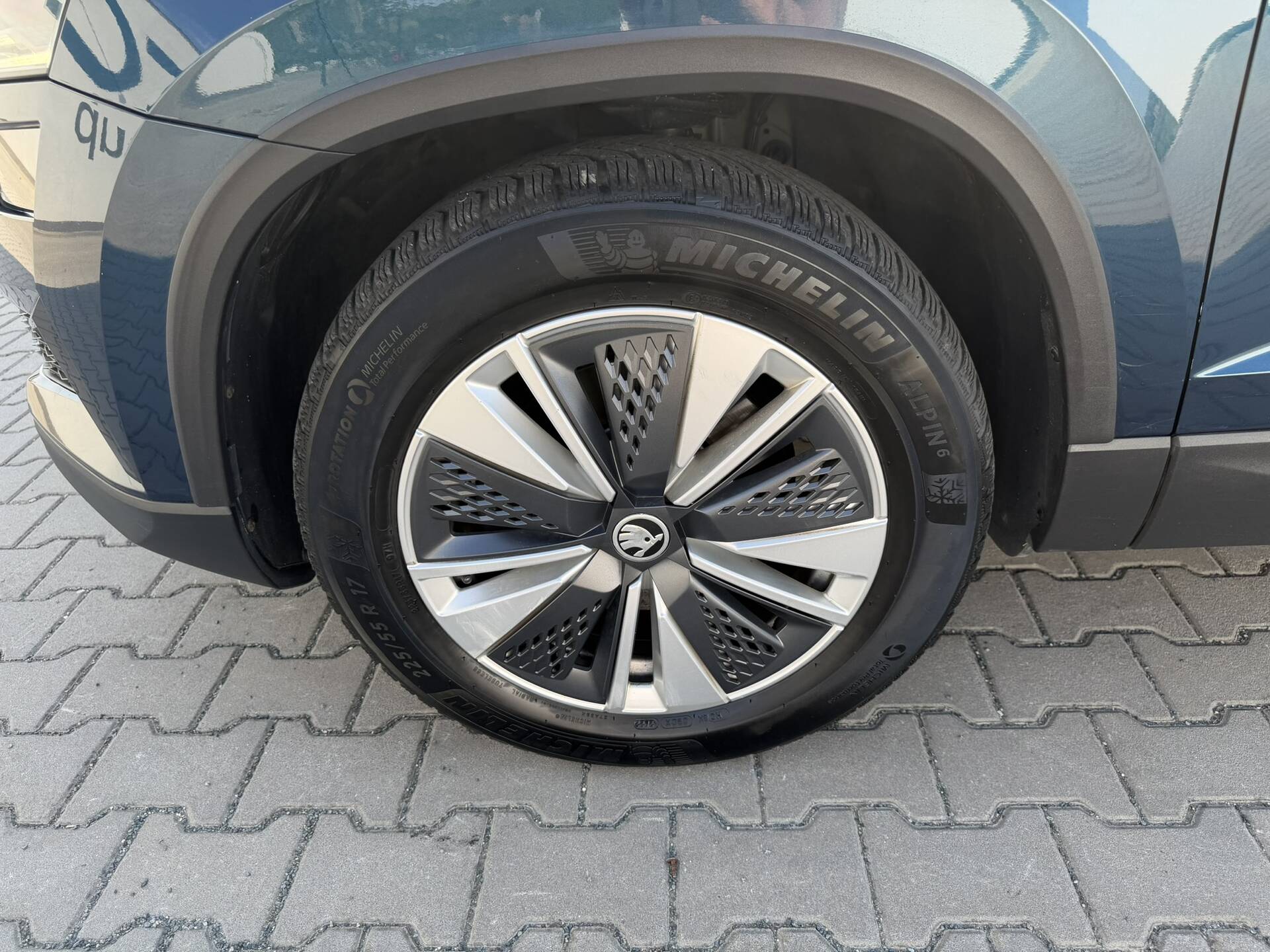 product-gallery-image