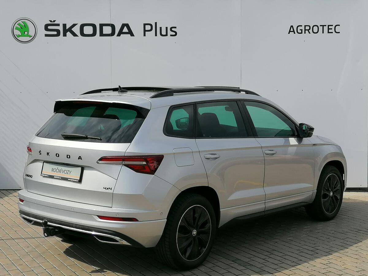Škoda Karoq 2.0 TSI 140kW DSG SportLine
