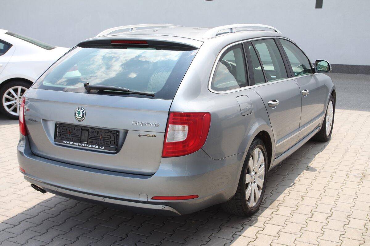 Škoda Superb