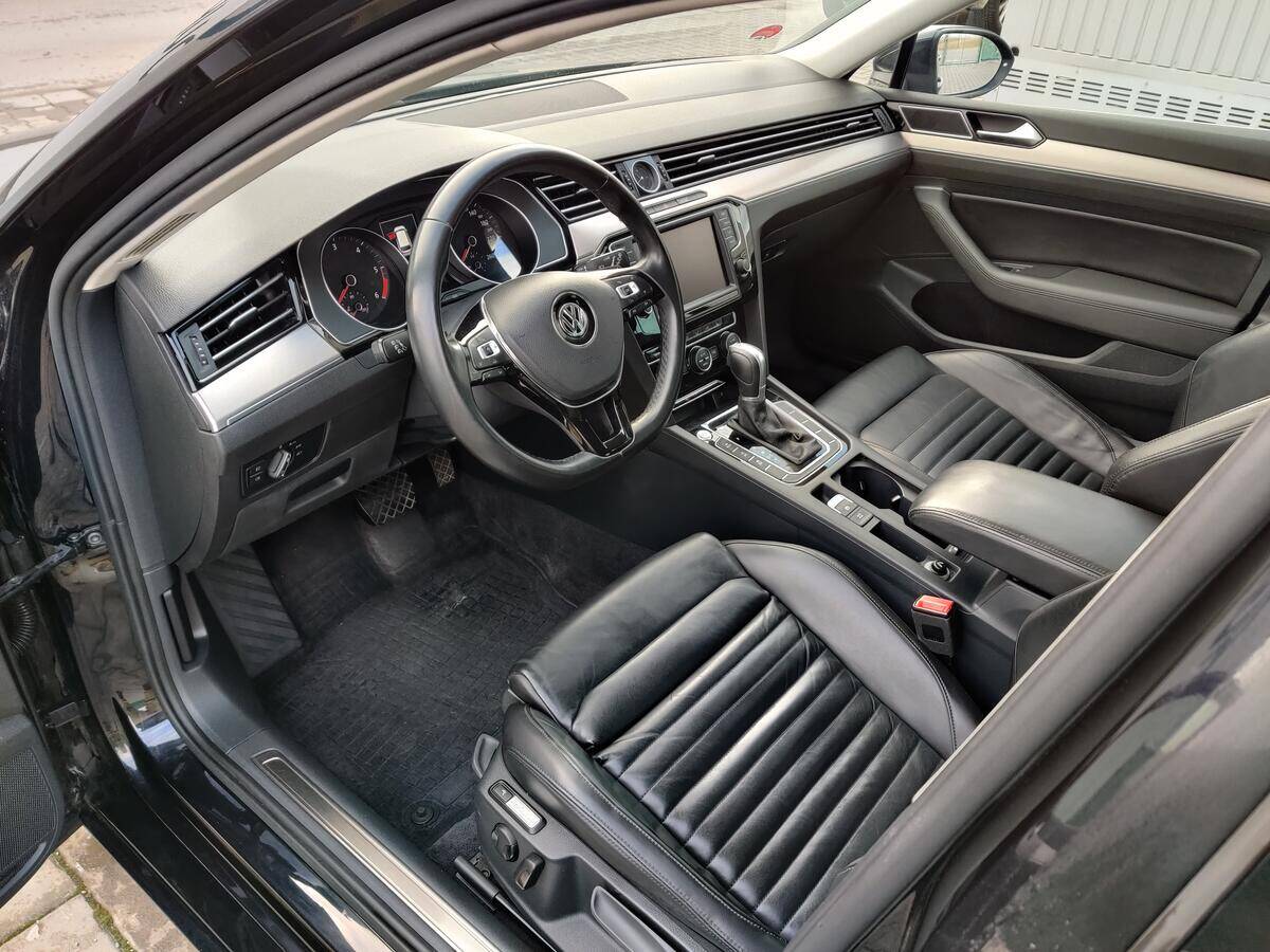 product-gallery-image