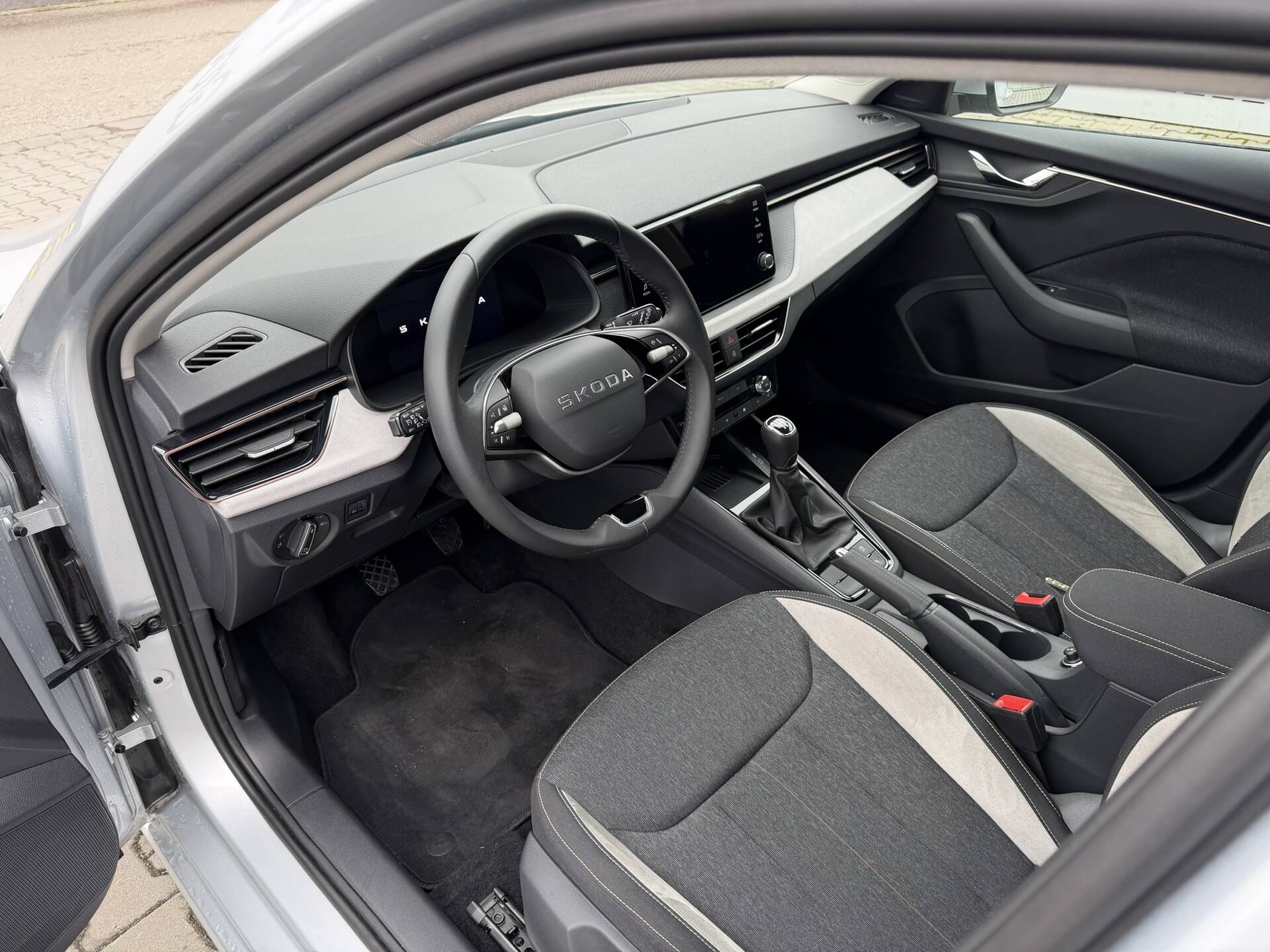 product-gallery-image