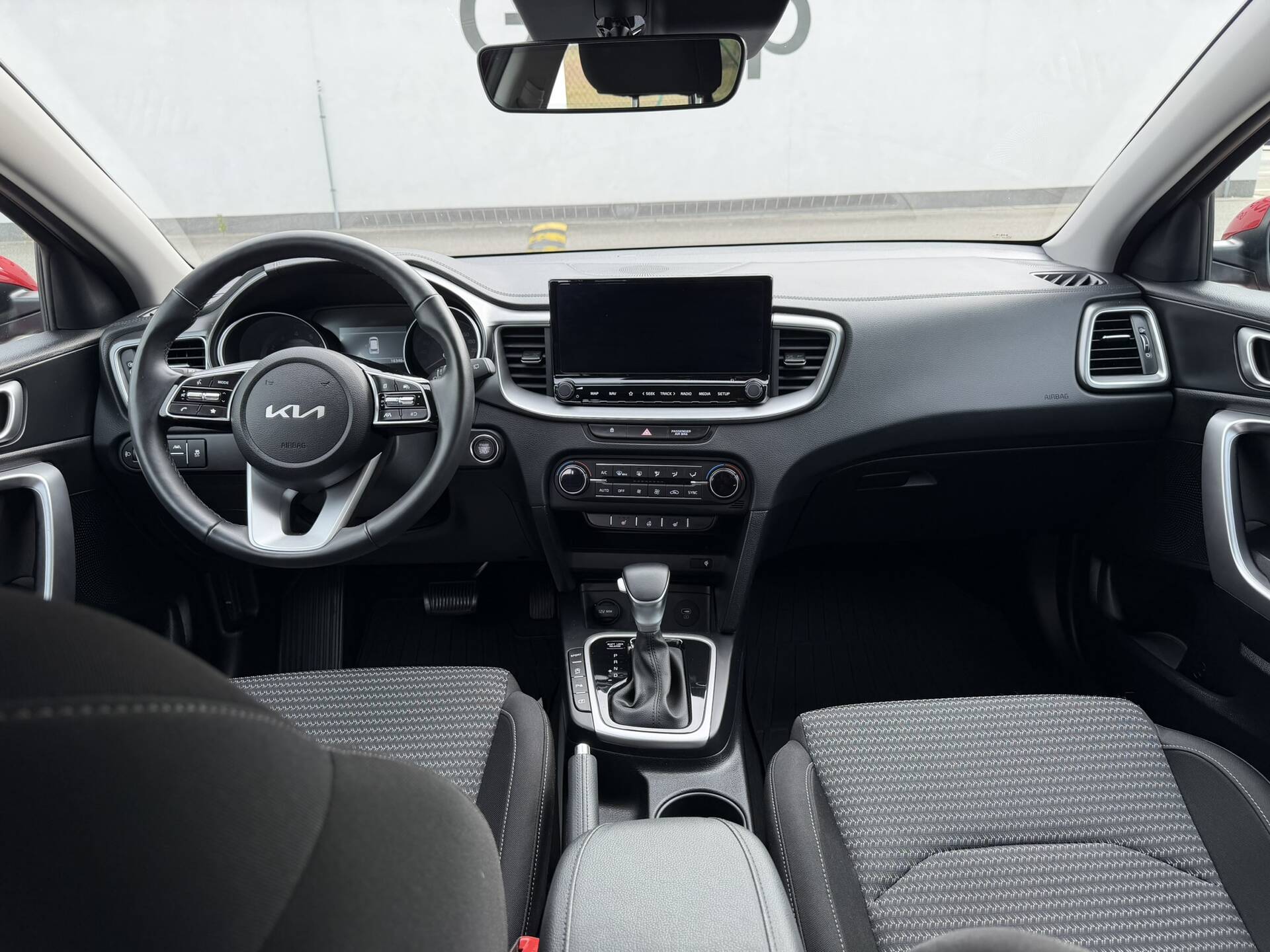 product-gallery-image