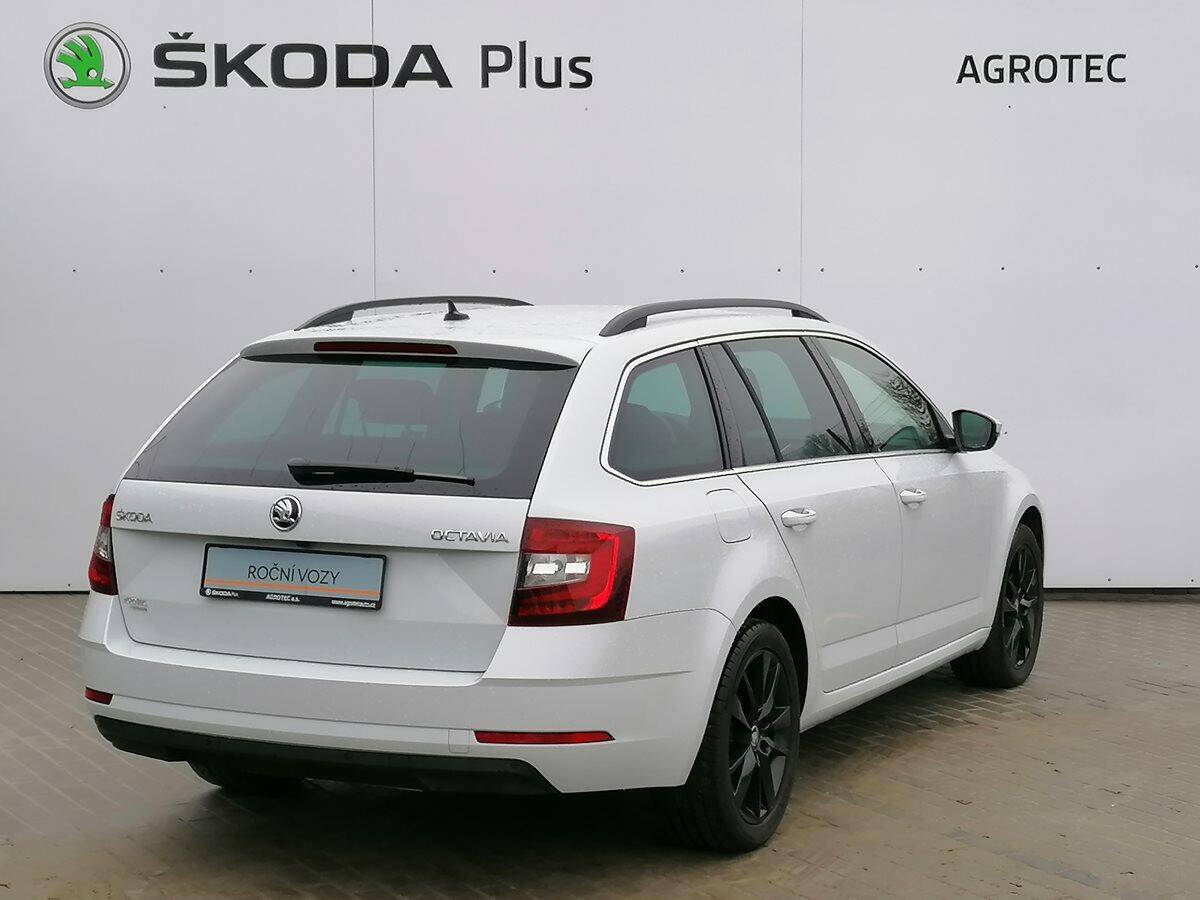 Škoda Octavia Combi DSG 1,5TSI/110 kW Style