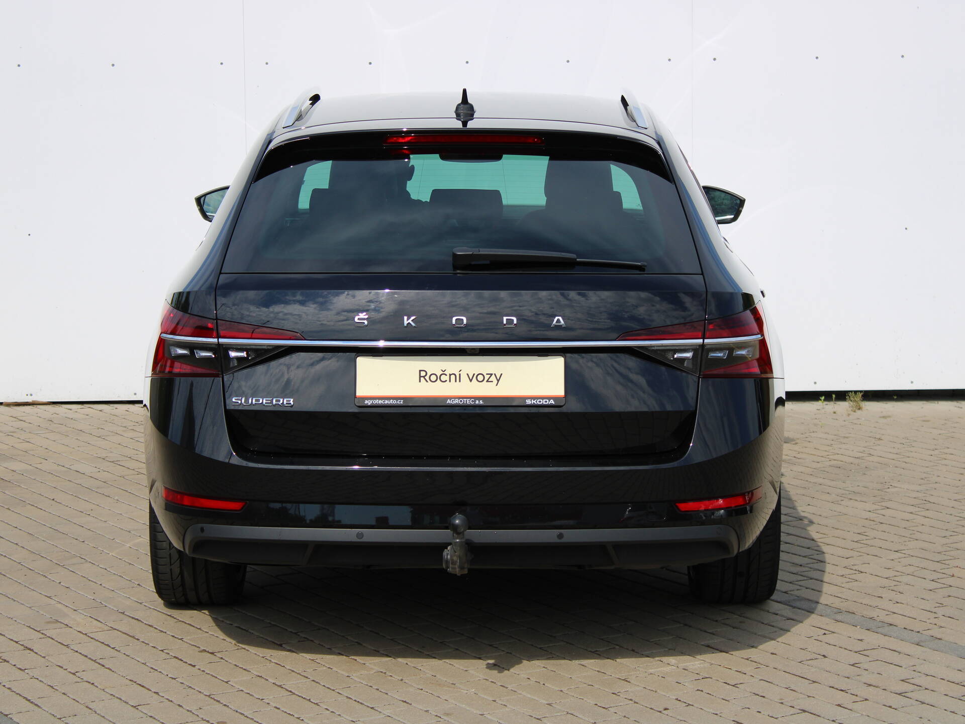 product-gallery-image