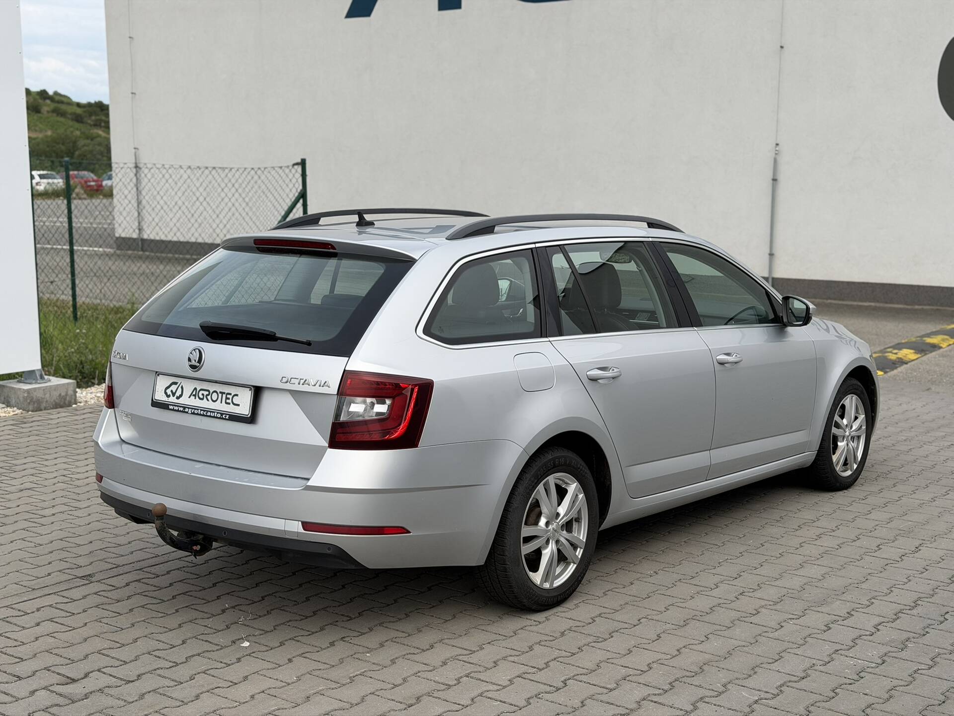 product-gallery-image