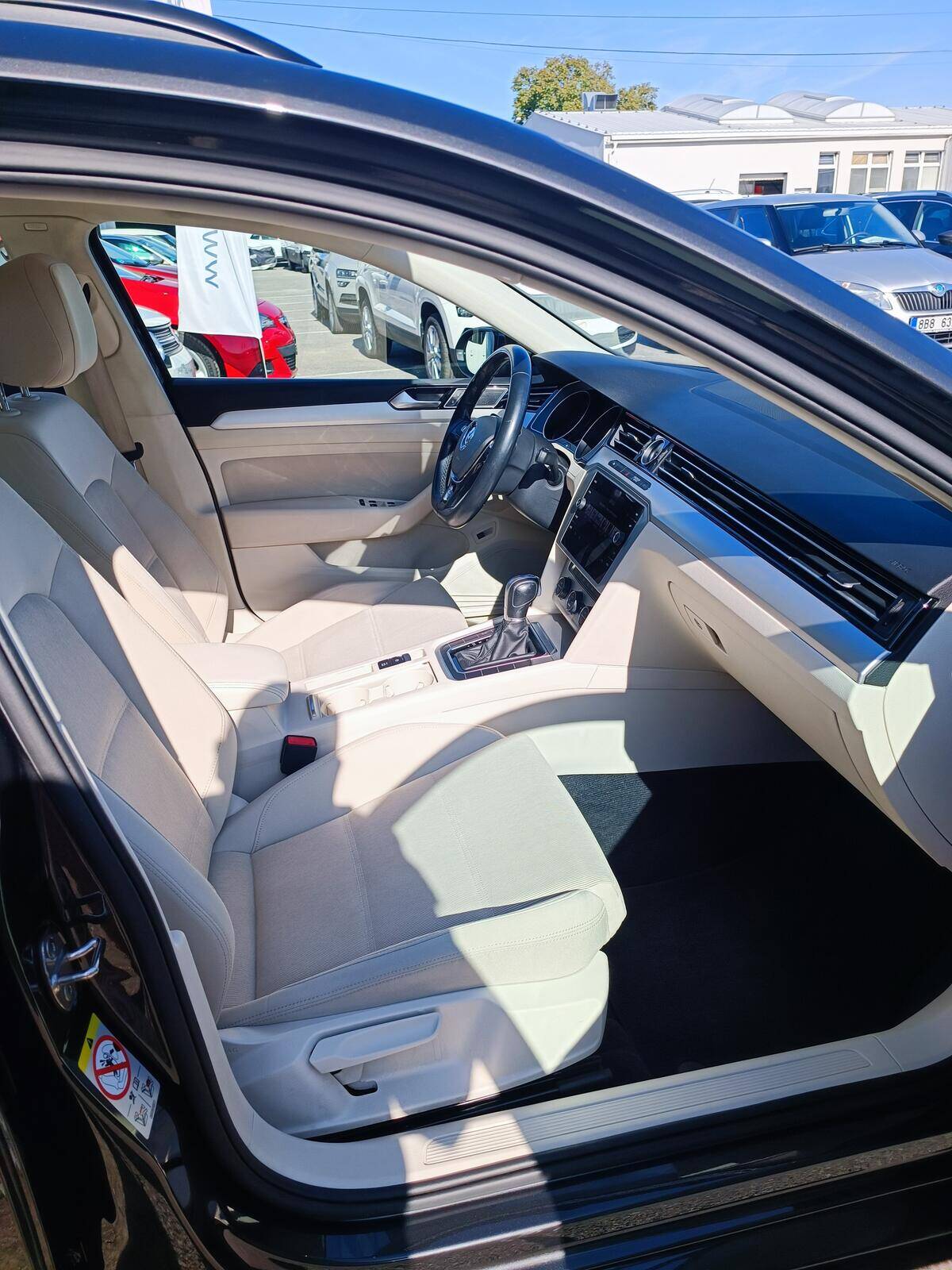 product-gallery-image