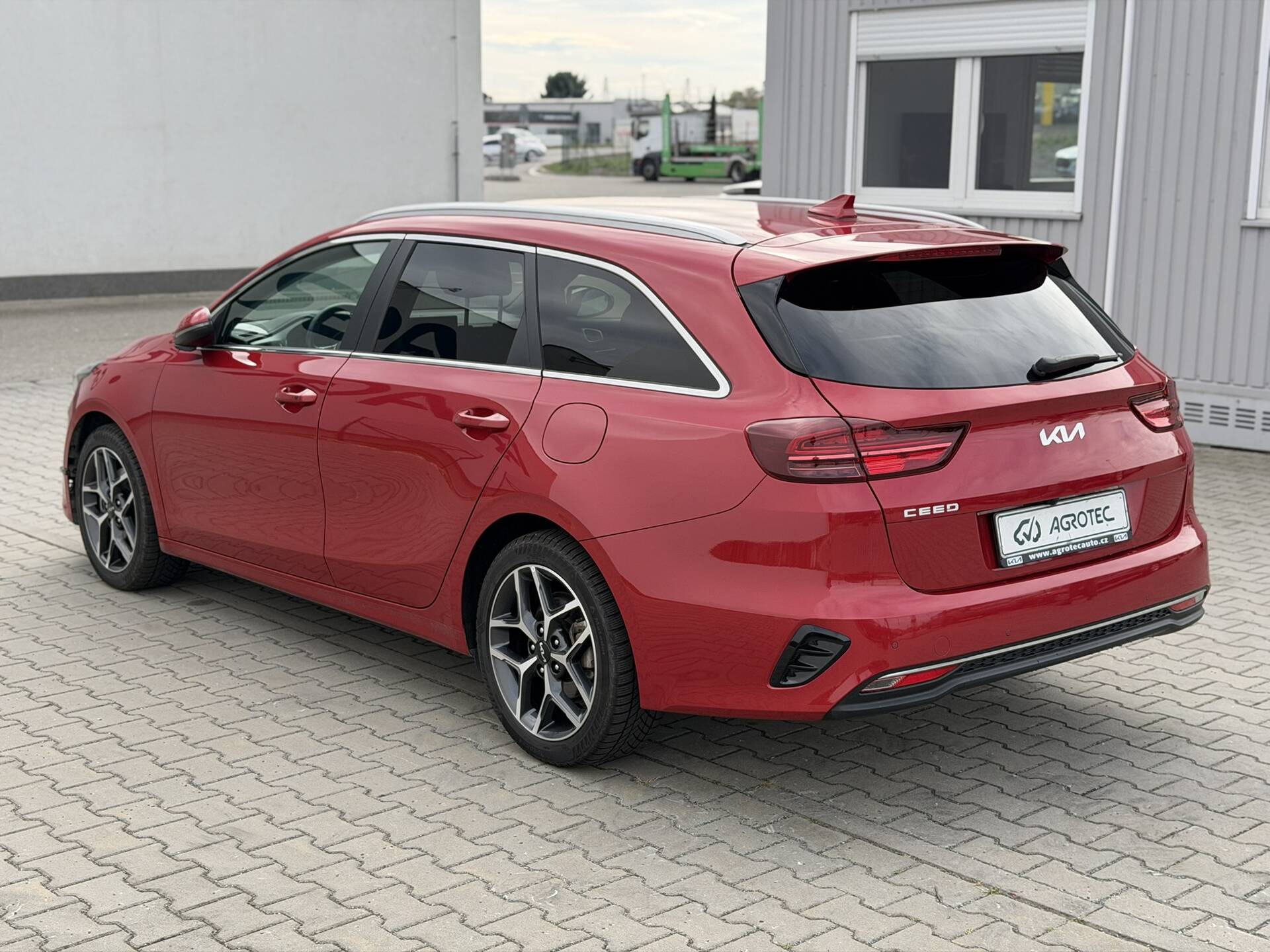 Kia Ceed 1.5 T-GDI 103kW Top SW DCT