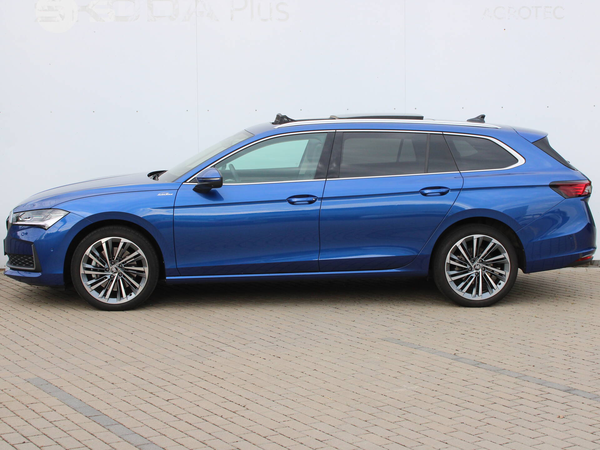 Skoda Superb Combi 2.0 TDI 142KW 4X4 L&K COMBI DSG