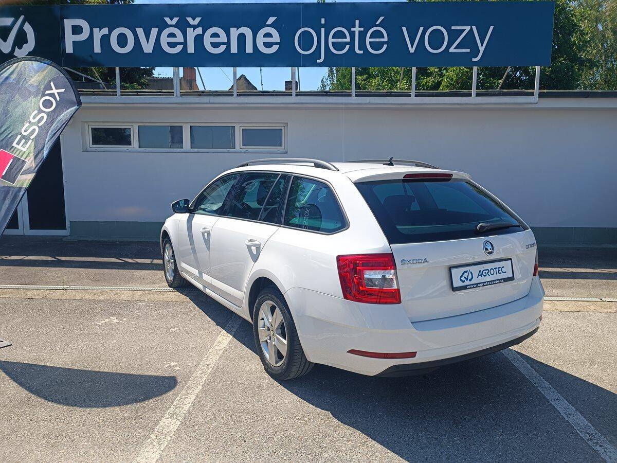 Škoda Octavia 1,6TDi,85kw,ambiente,1M,ČR