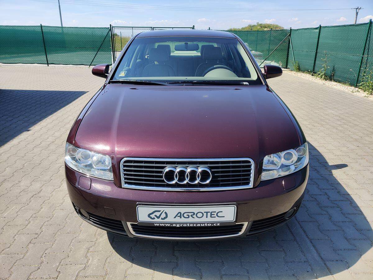 Audi A4 2.0 multitronic 96kW