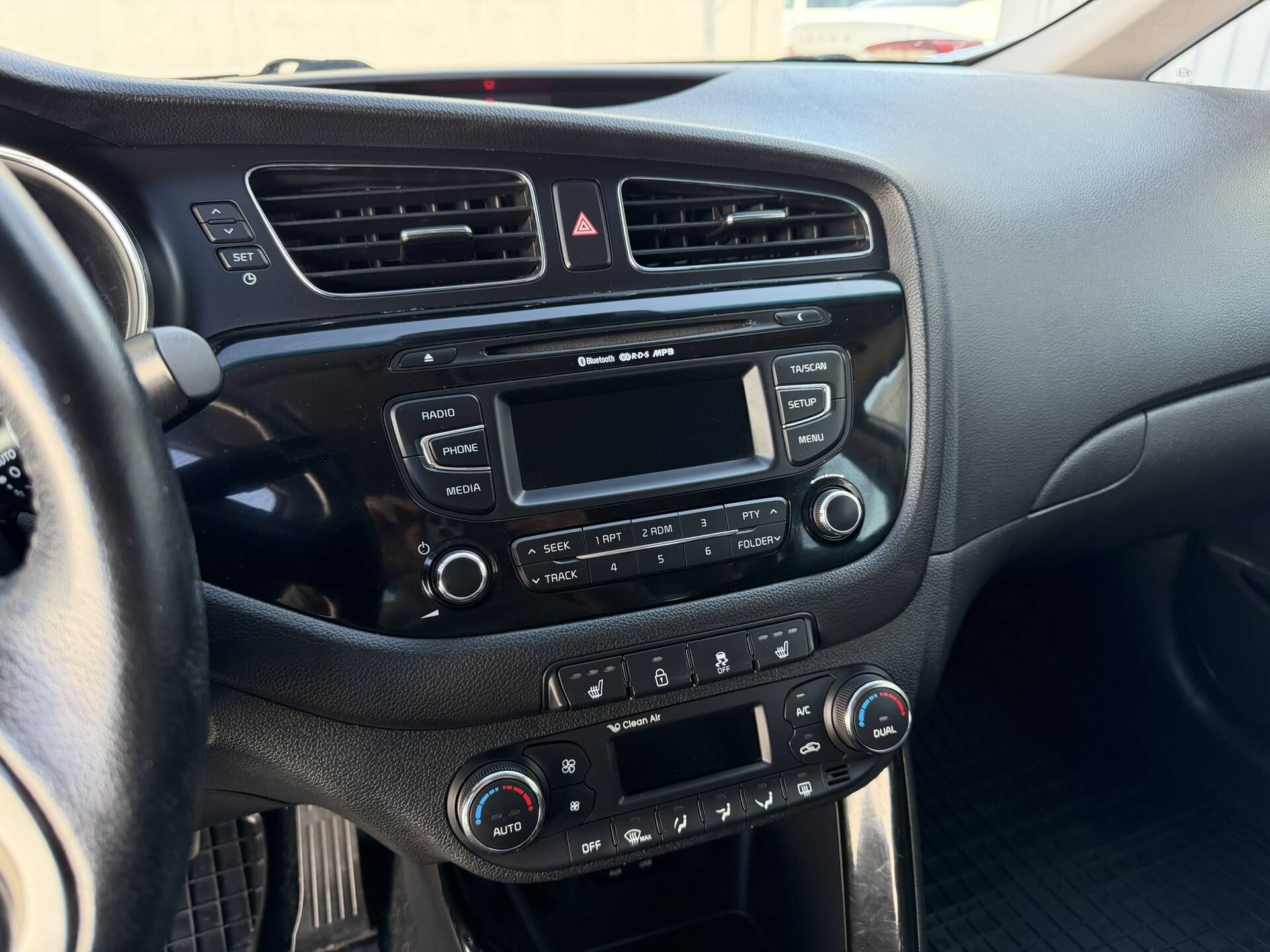product-gallery-image