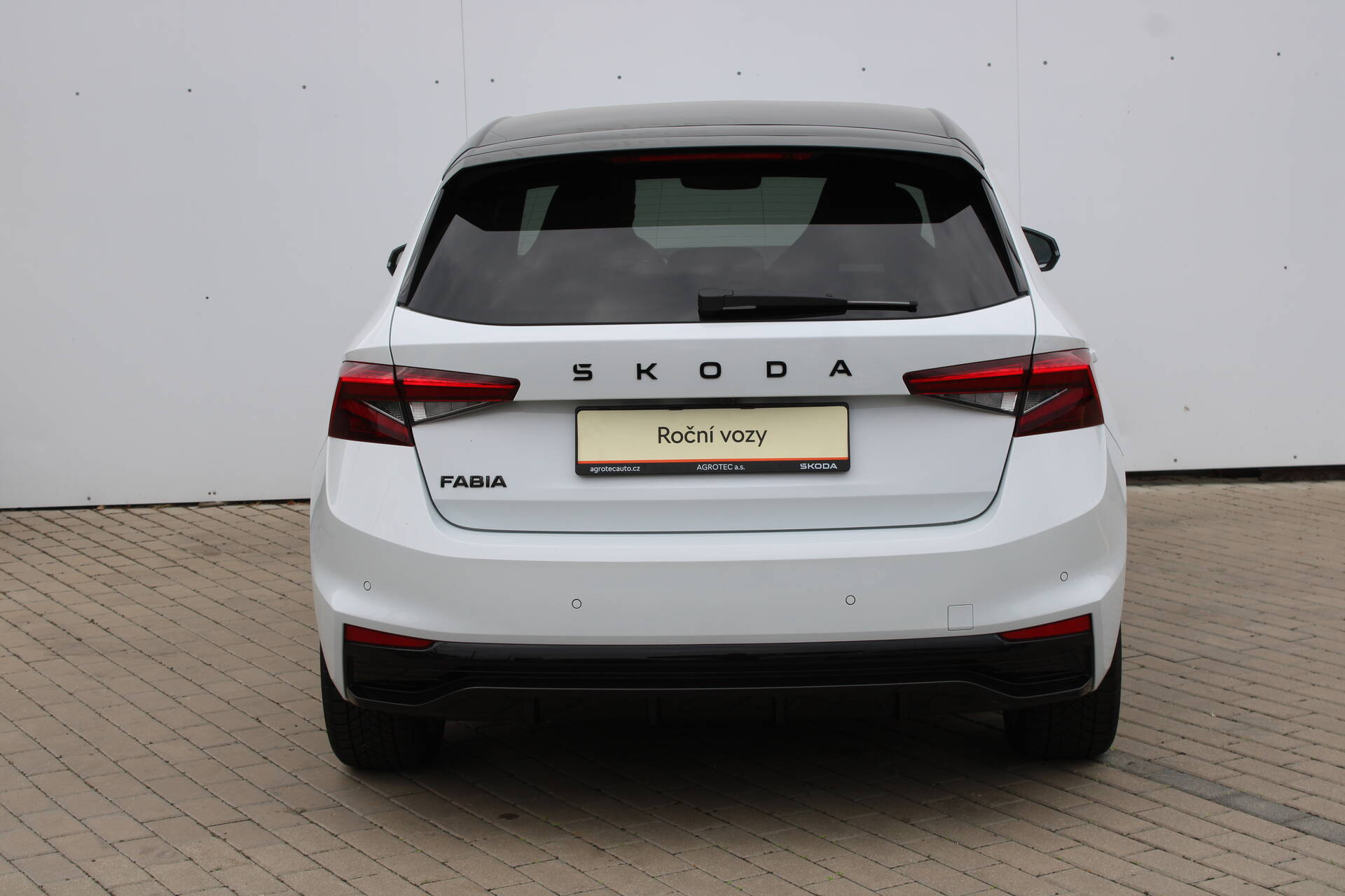 product-gallery-image
