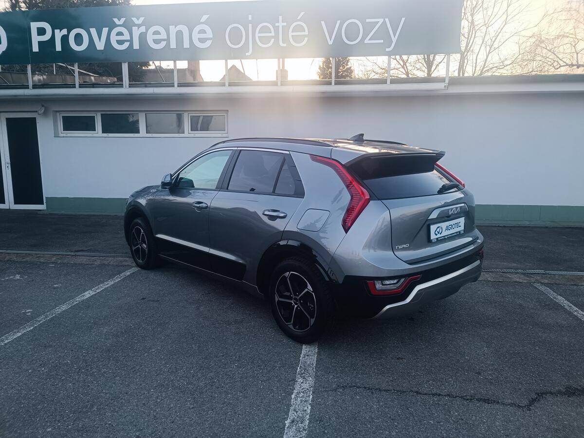 Kia Niro 1.6 GDI 104kW HEV Style DCT
