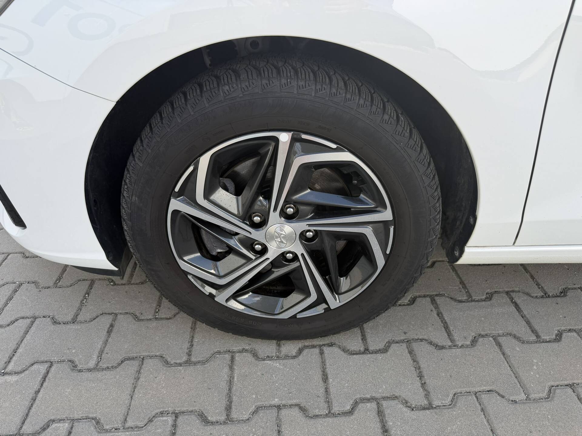 product-gallery-image