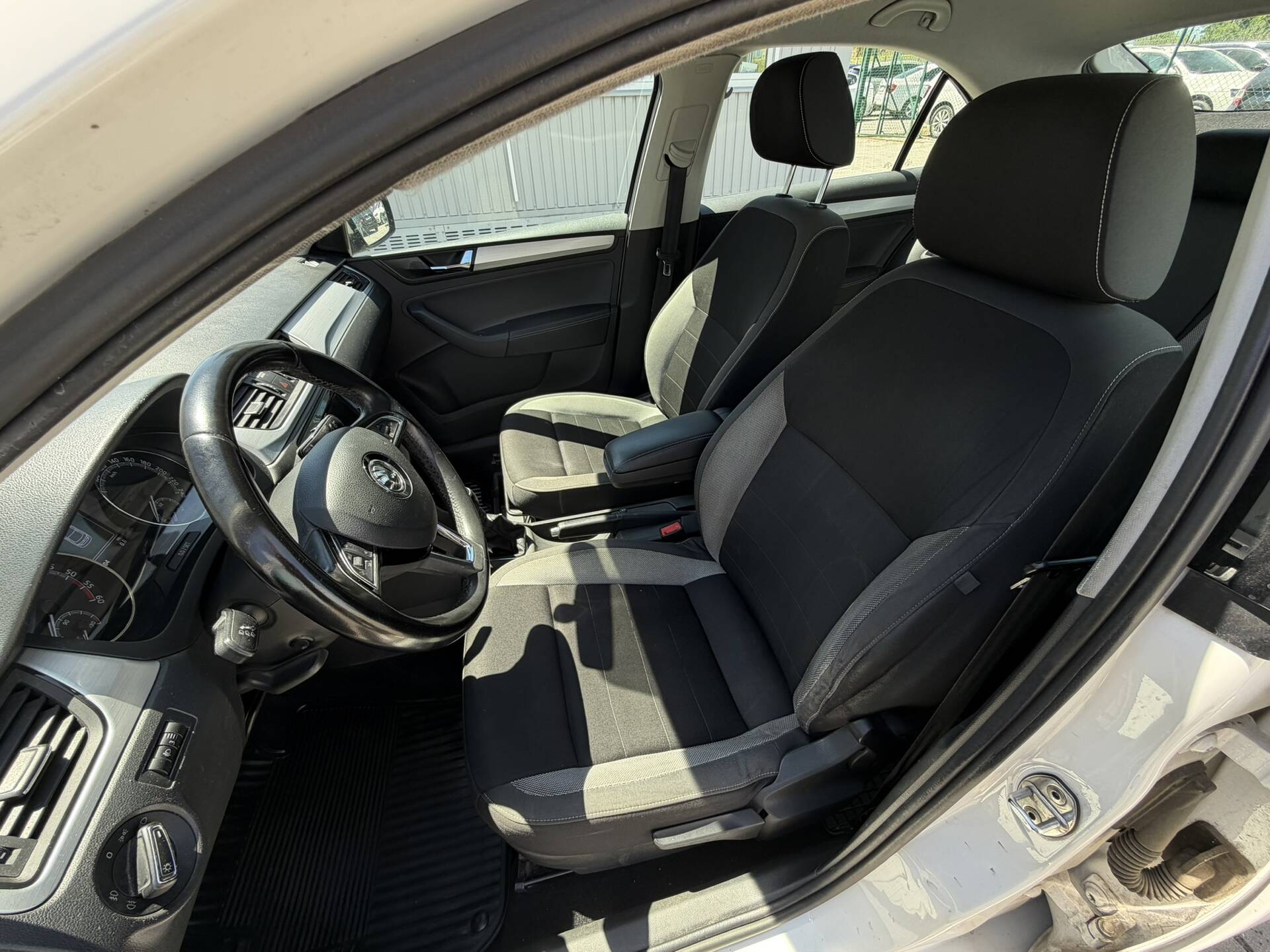 product-gallery-image
