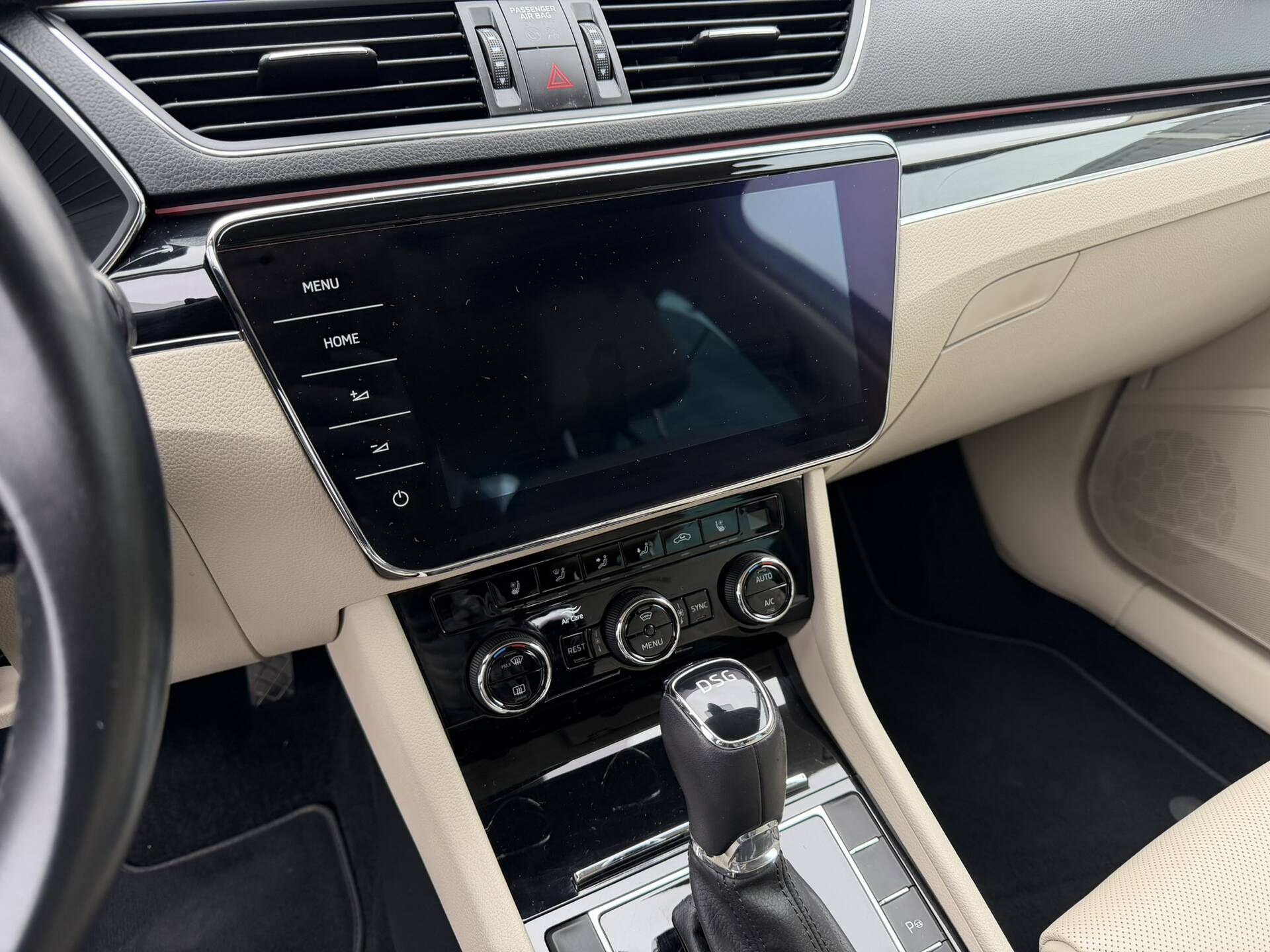 product-gallery-image