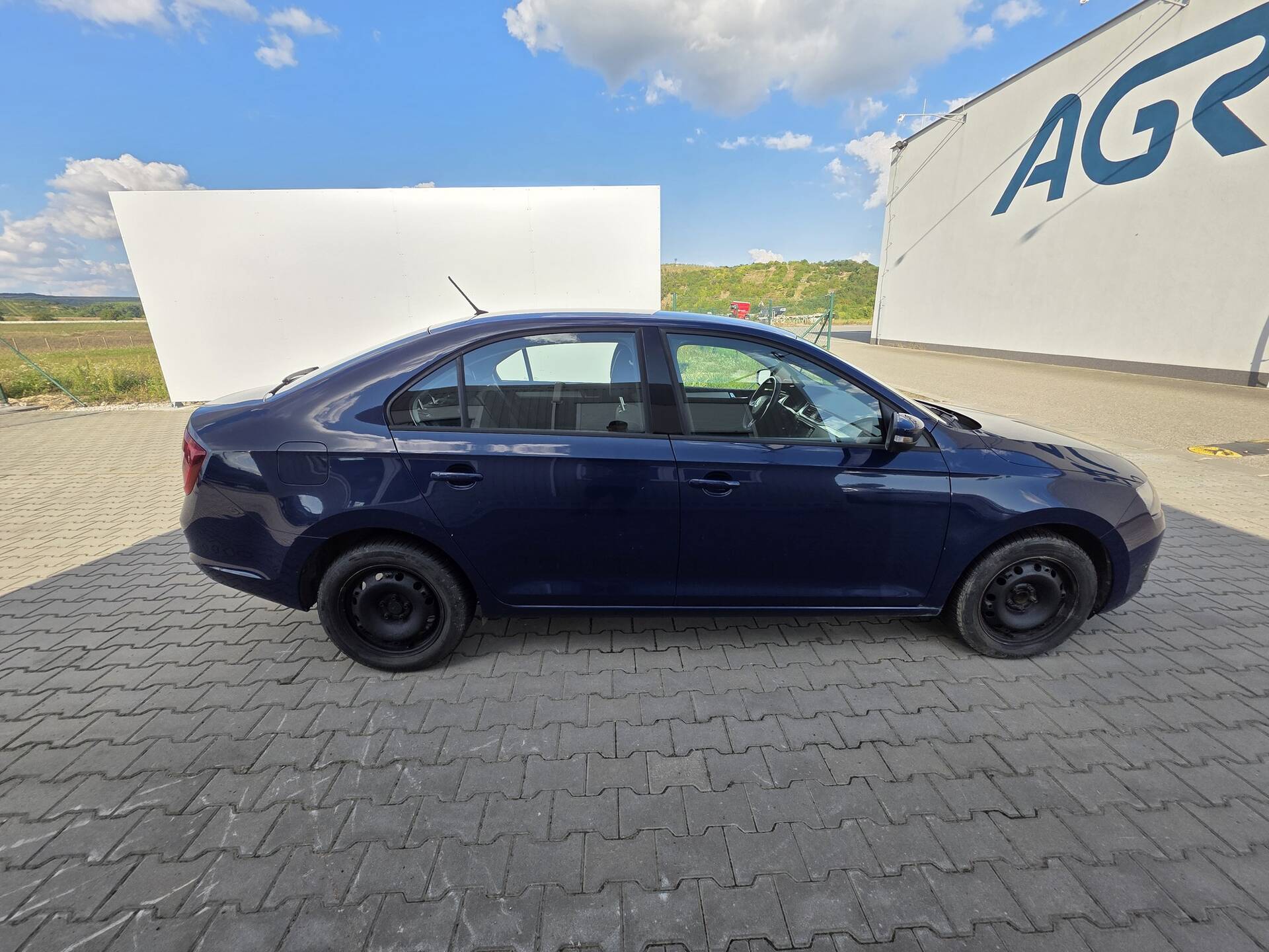 product-gallery-image