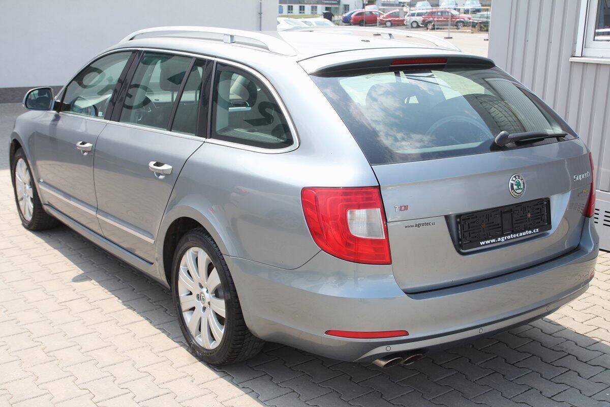 Škoda Superb