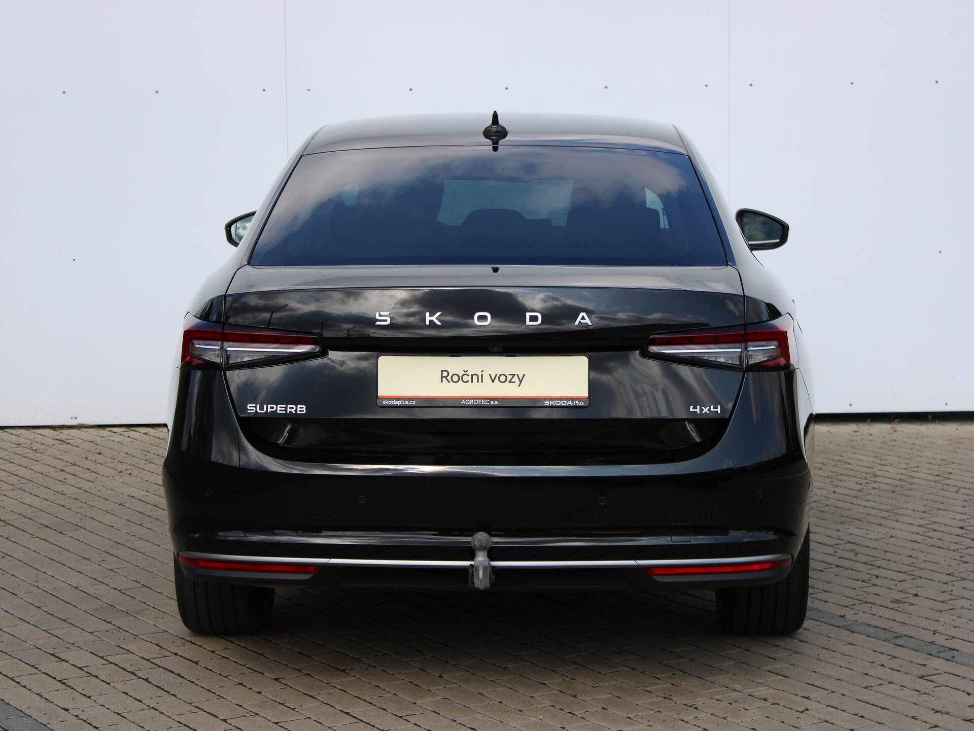 product-gallery-image