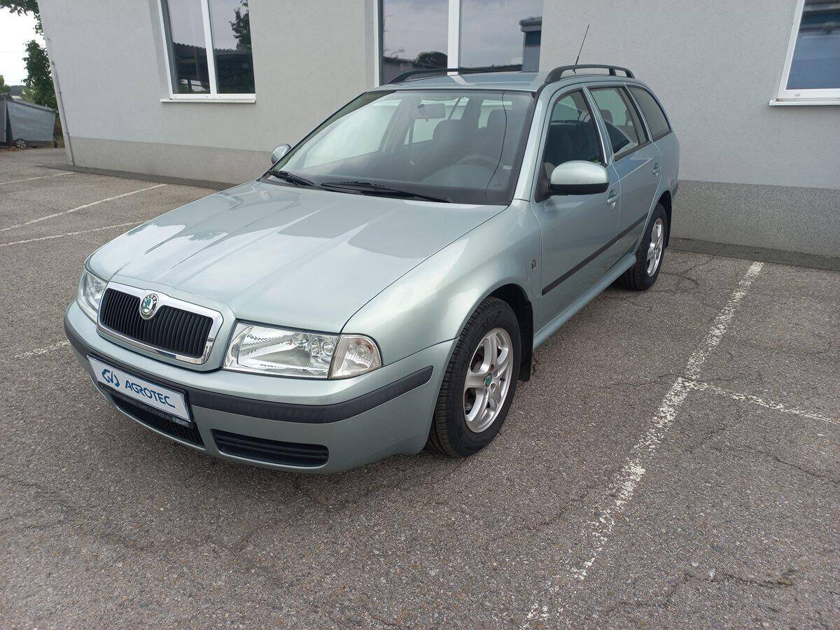 Škoda Octavia 1.9 TDI 74kW Tour Combi